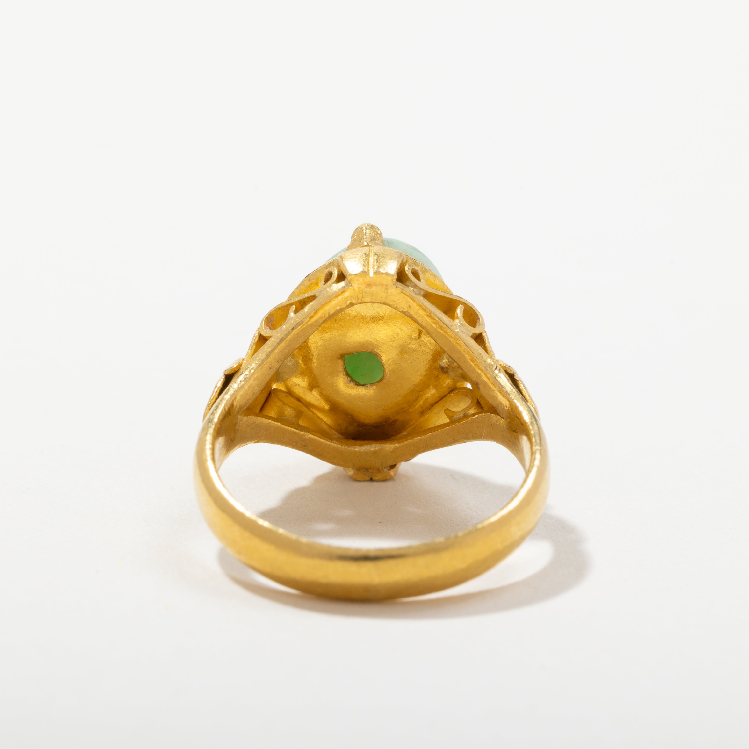 24k Yellow Gold Light Green Jadeite Ring| SZ 6.75