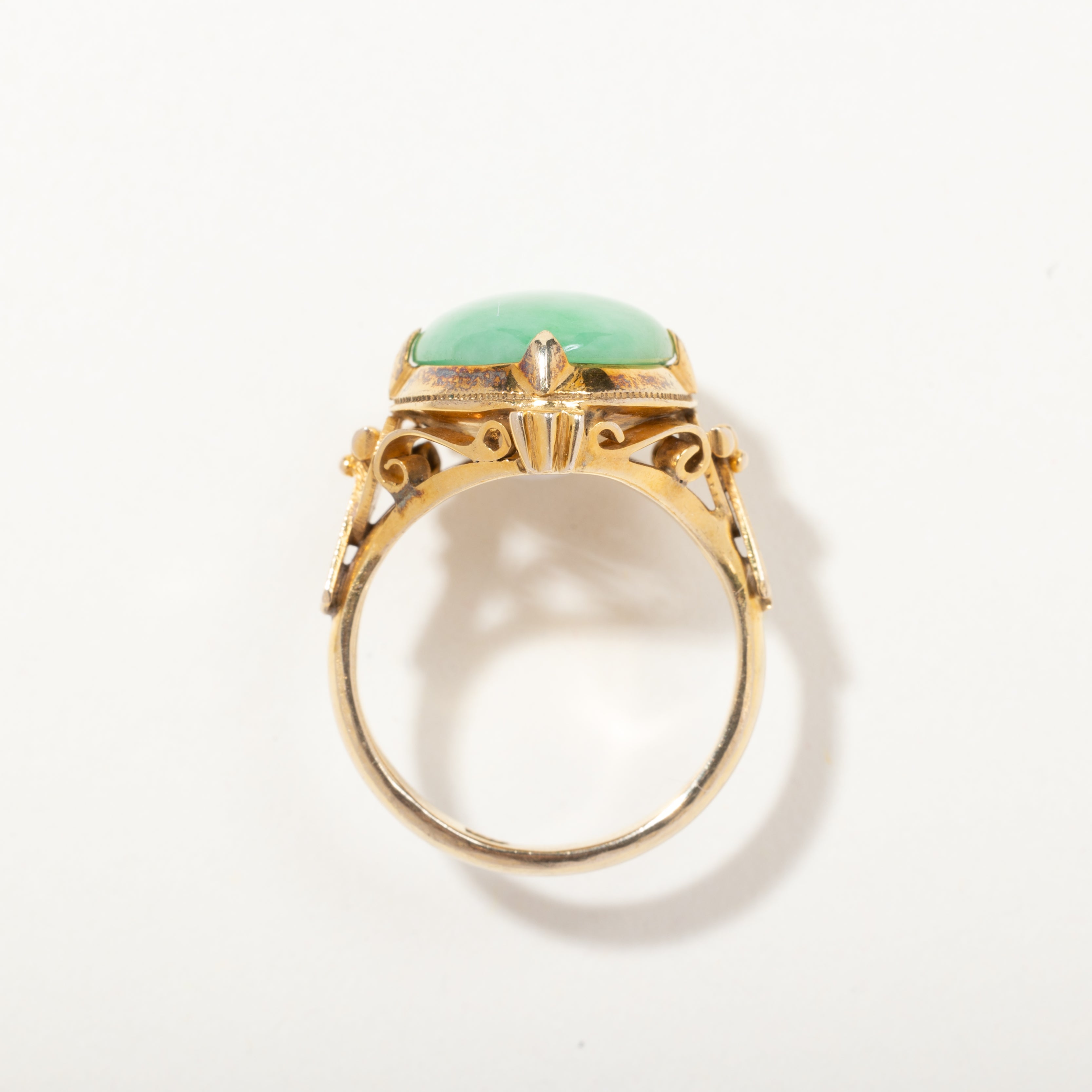 18k Yellow Gold Jadeite Ring | SZ 7.5