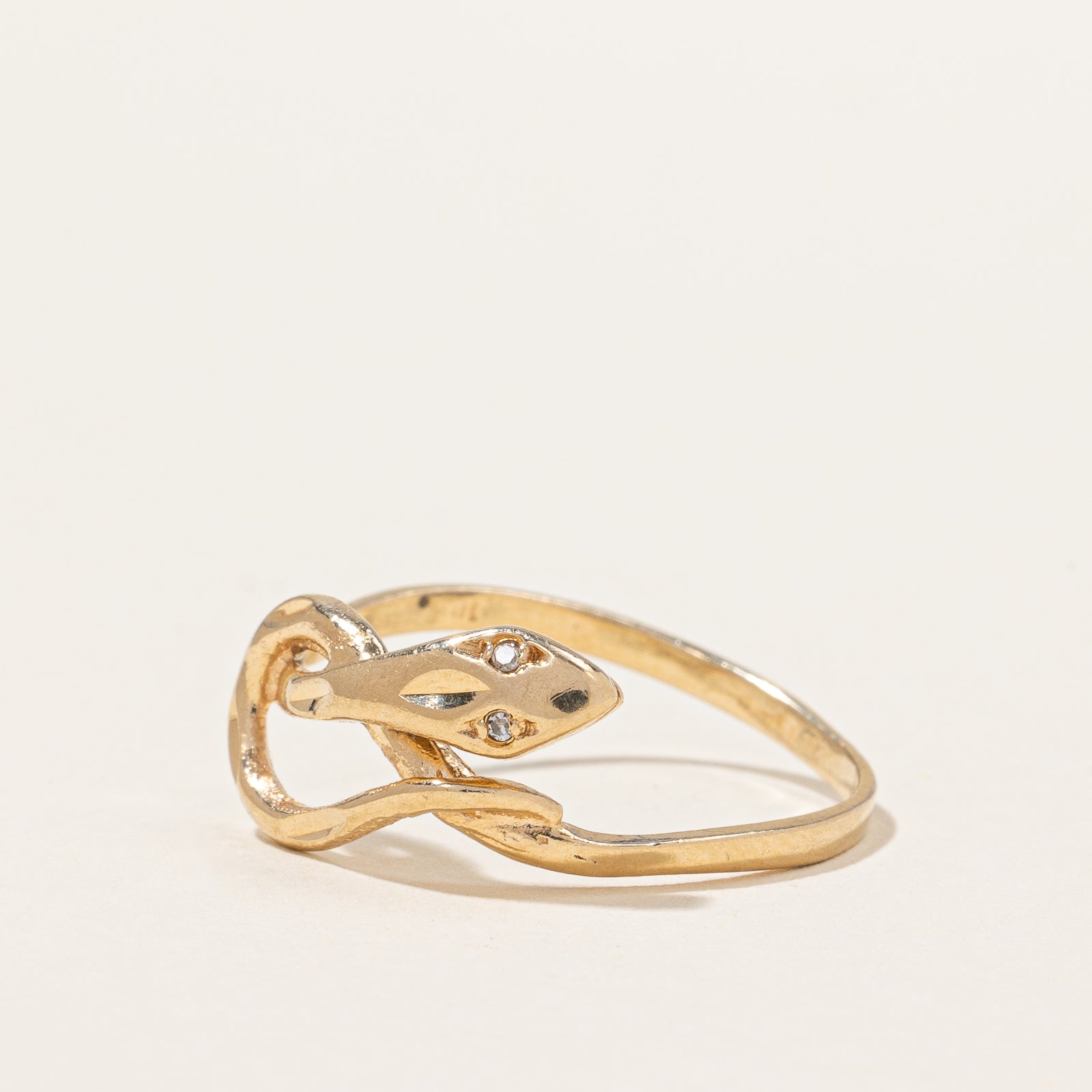 Bague serpent vintage en or 10 carats sertie de diamants | 0,005 ct | Taille 8 |
