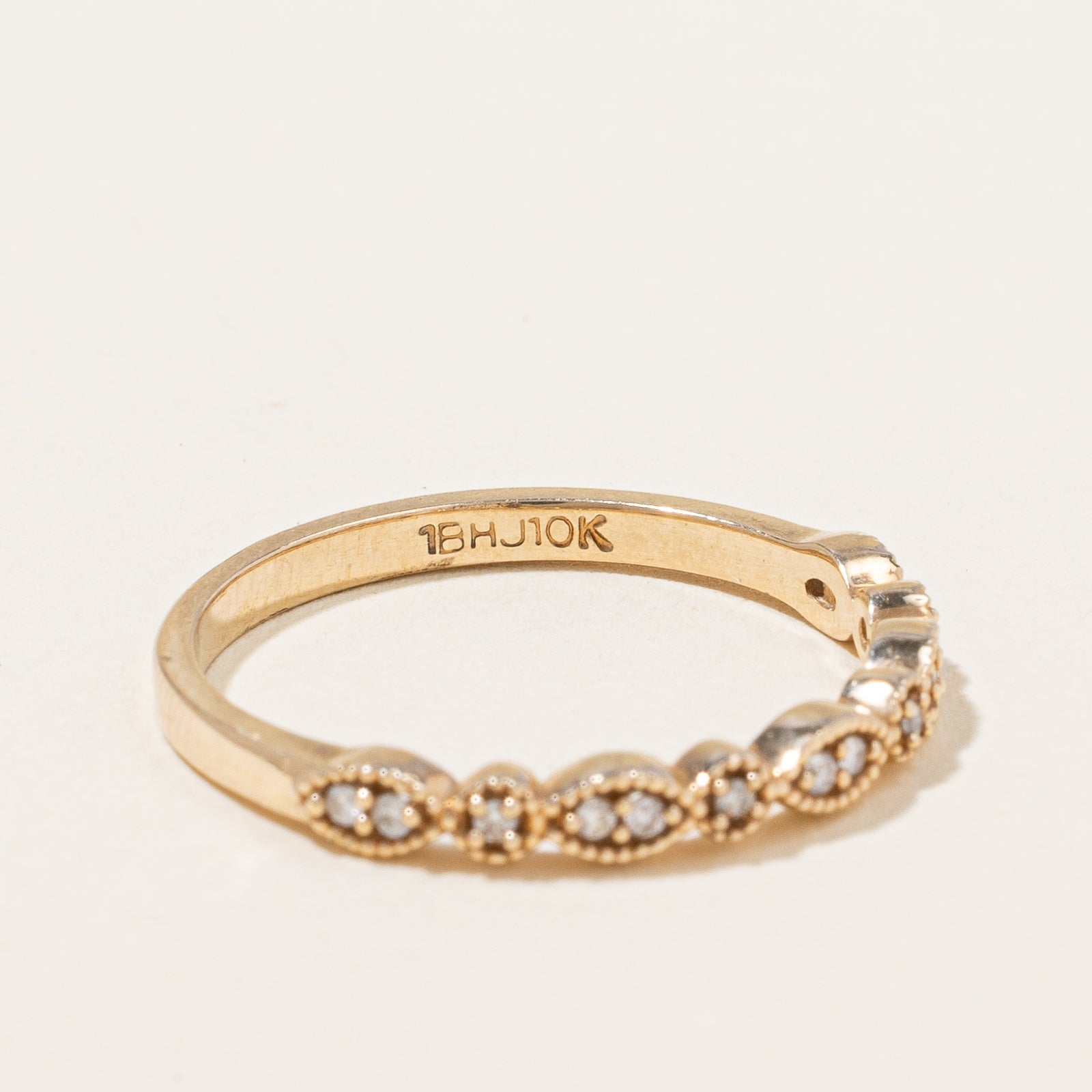 Alliance semi-éternité en diamants | 0,07 ct | Taille 6,25 |
