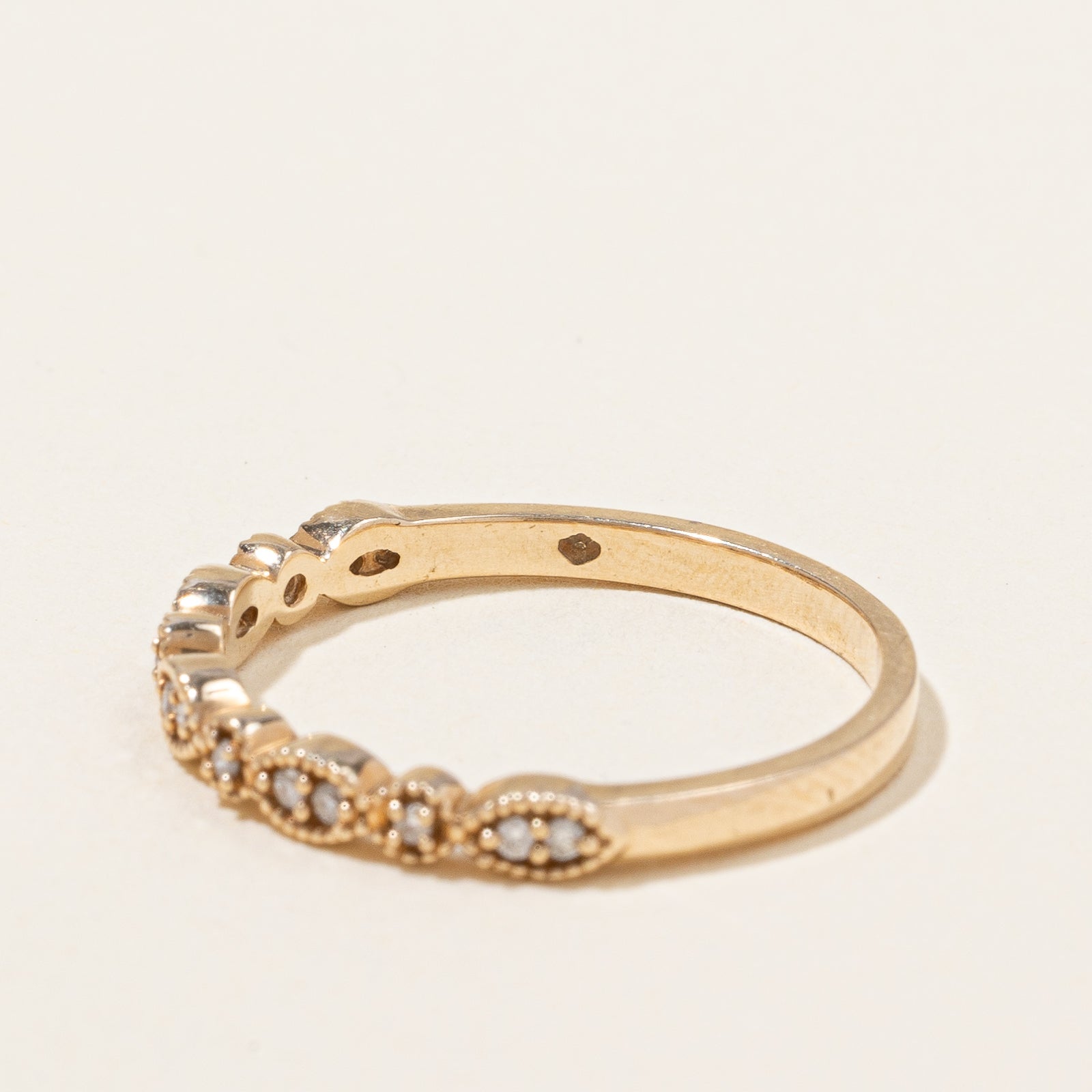 Alliance semi-éternité en diamants | 0,07 ct | Taille 6,25 |