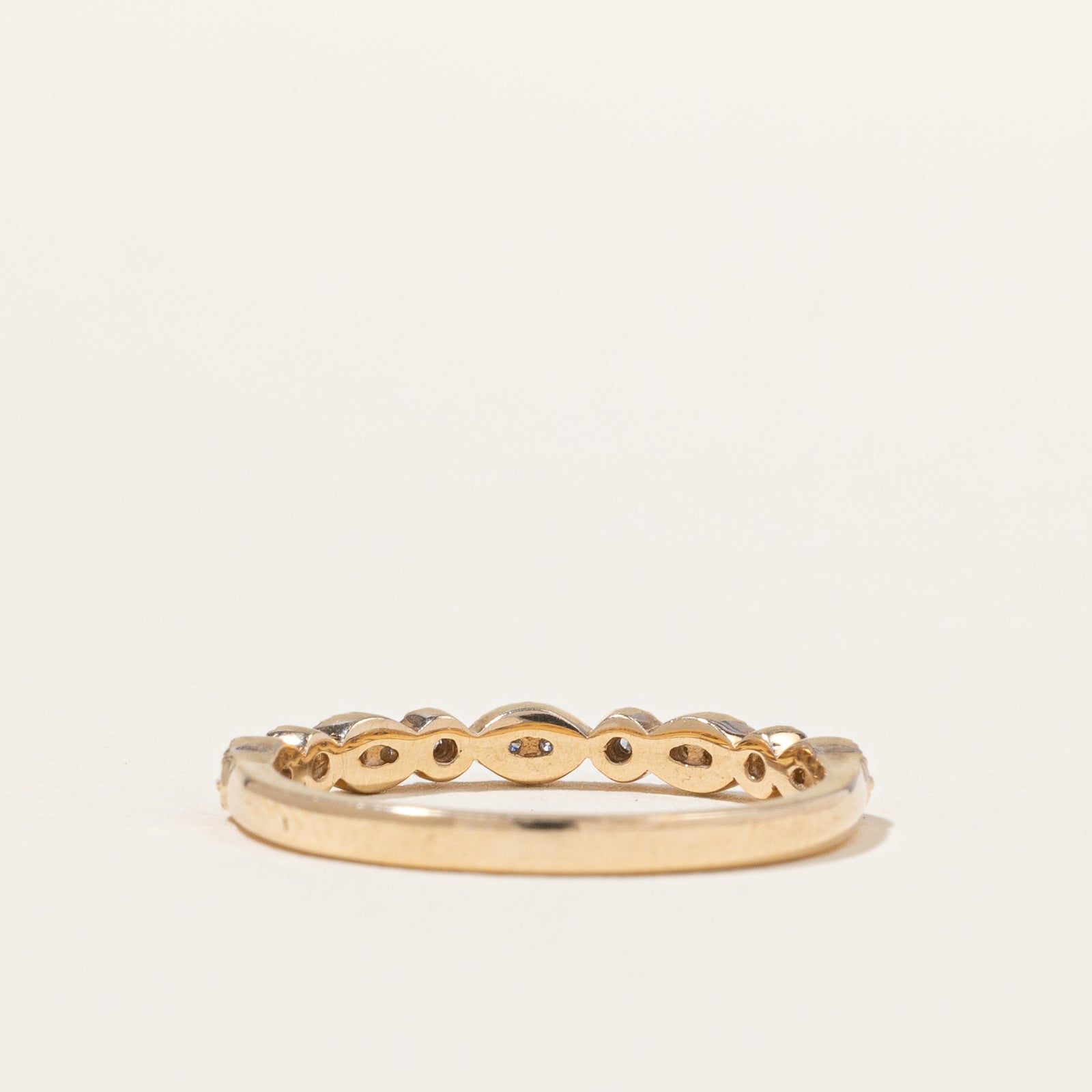 Alliance semi-éternité en diamants | 0,07 ct | Taille 6,25 |
