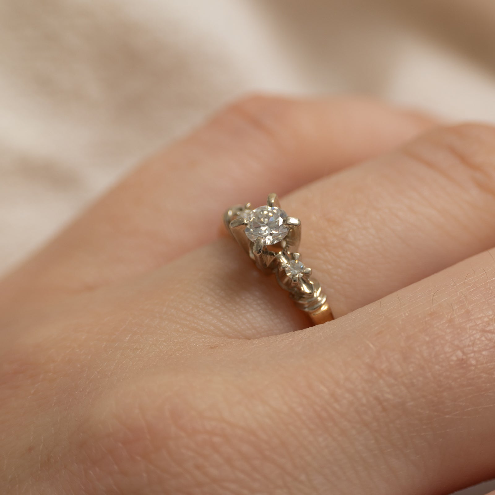Retro Diamond Engagement Ring | 0.30ctw | SZ 5.75 |
