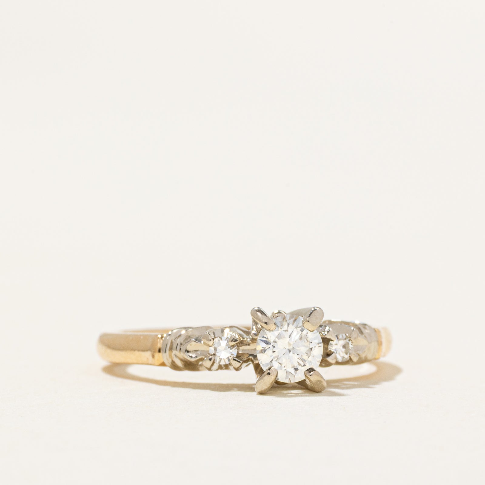 Retro Diamond Engagement Ring | 0.30ctw | SZ 5.75 |