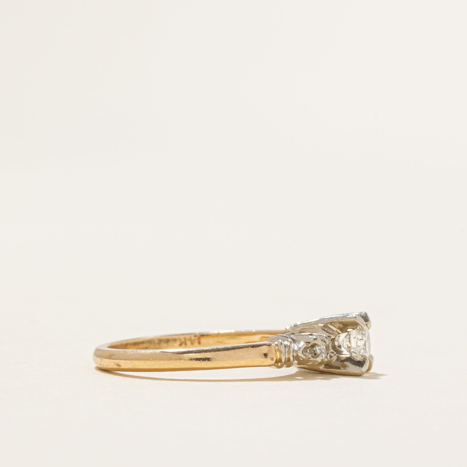 Retro Diamond Engagement Ring | 0.30ctw | SZ 5.75 |