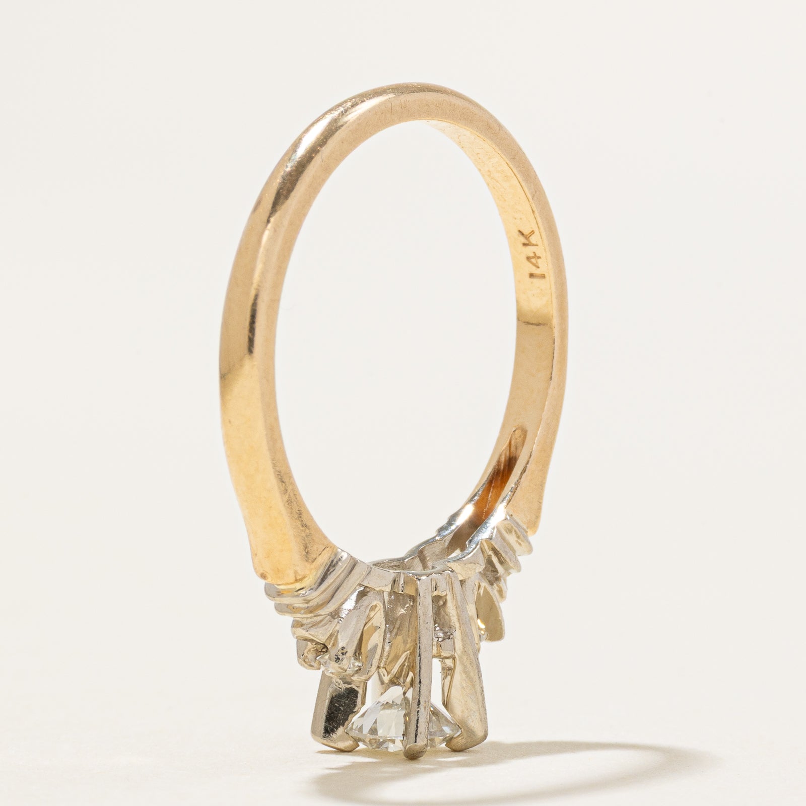 Retro Diamond Engagement Ring | 0.30ctw | SZ 5.75 |
