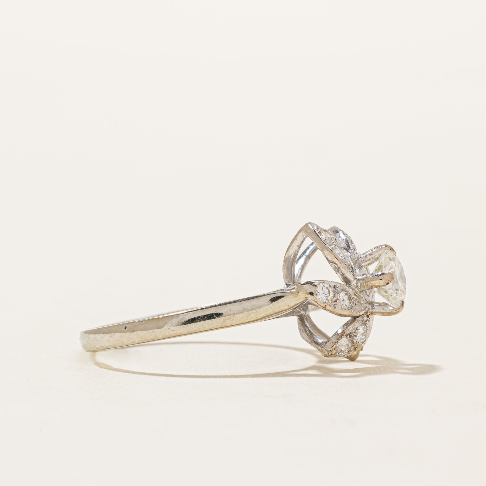 Diamond Flower Ring | 0.44ct, 0.3ctw | SZ 5.5 |