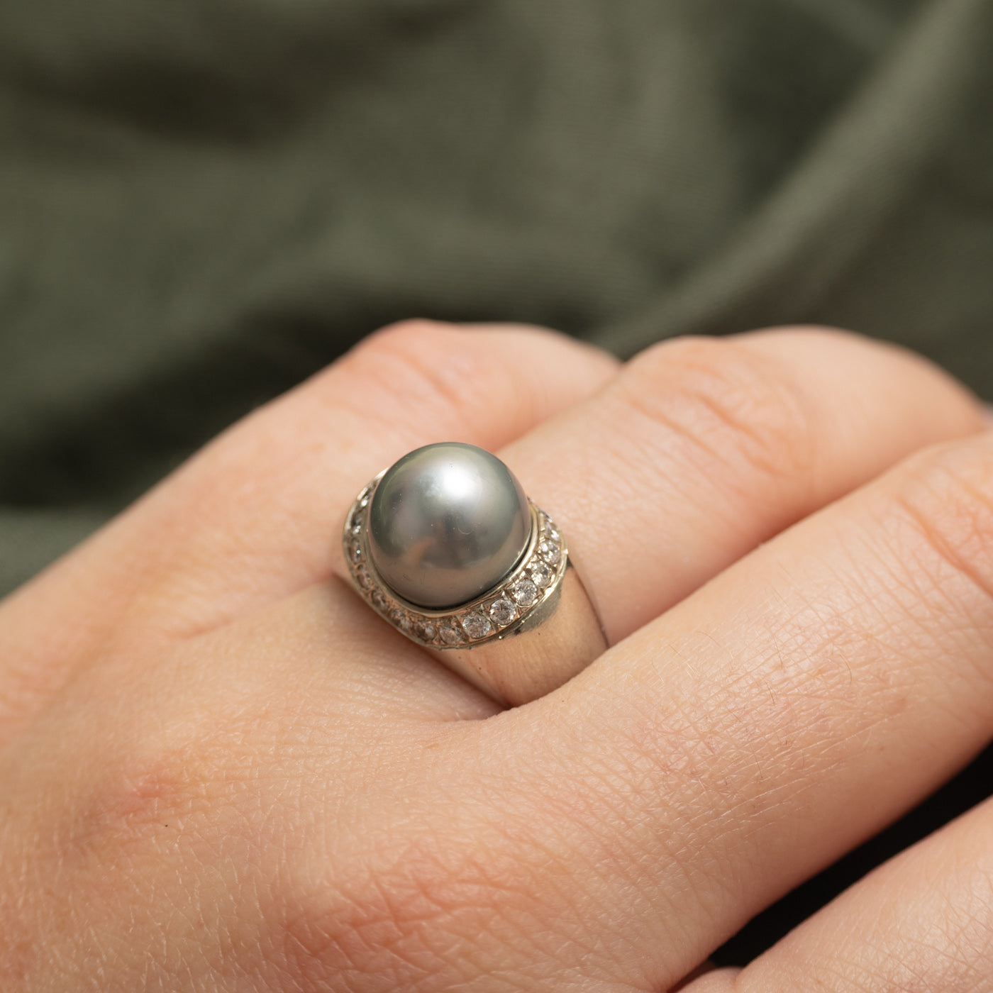 Pearl & Diamond Ladies Dome Ring | 0.42 ctw, SZ 7 |