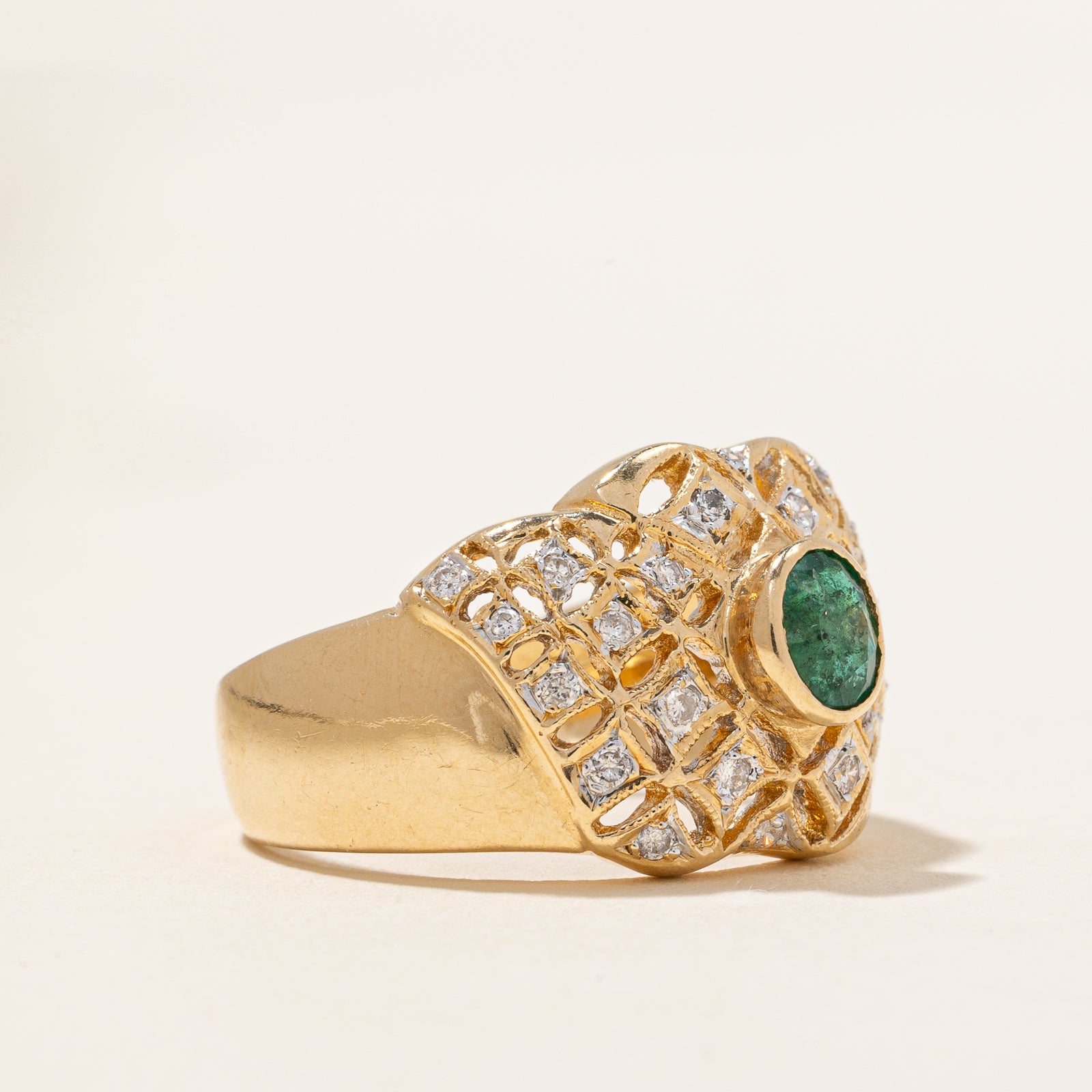 Bezel Set Emerald & Diamond Cocktail Ring | 0.20ctw, 0.39ct | SZ 6.75 |