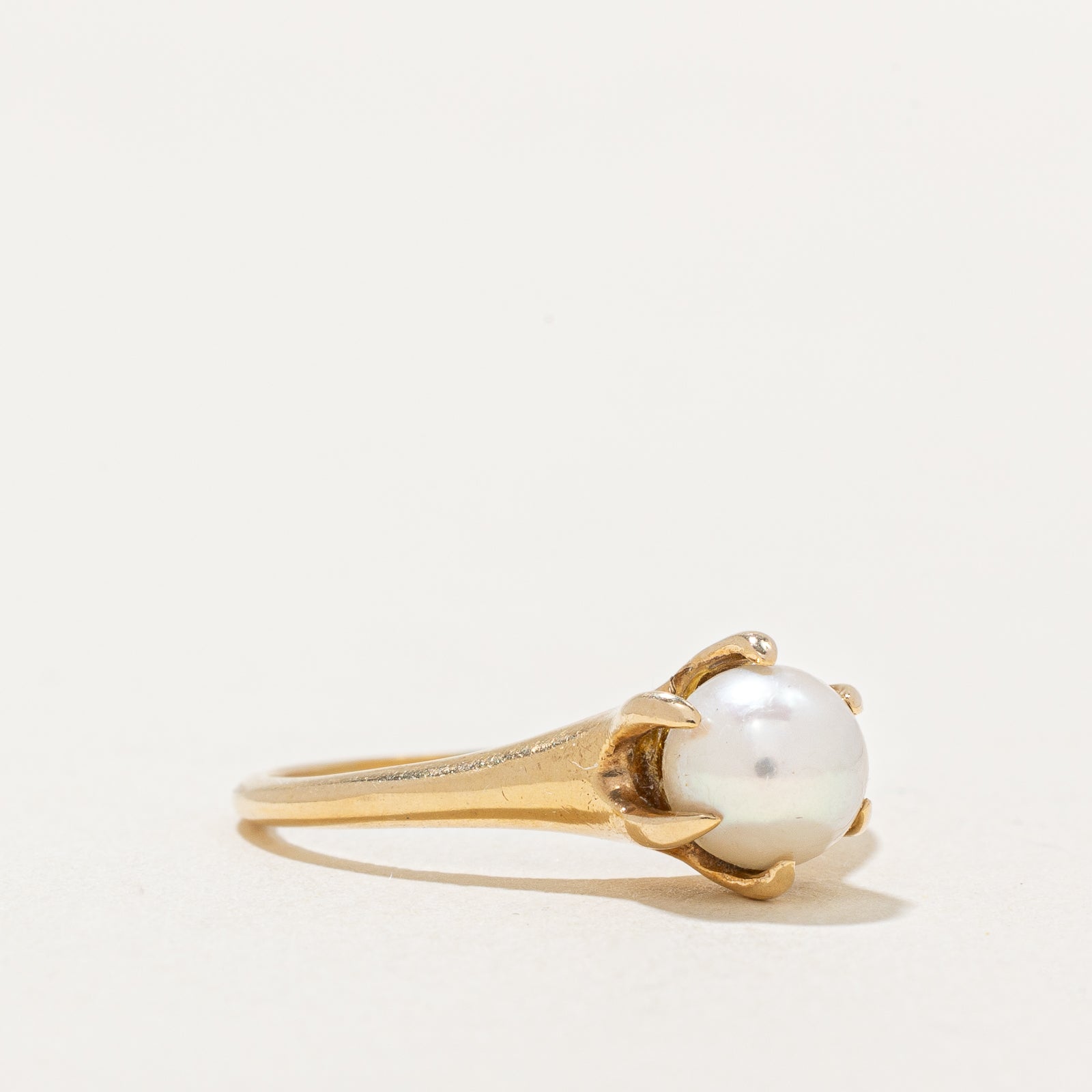 Pearl Claw Set Cocktail Ring | SZ 6.75 |
