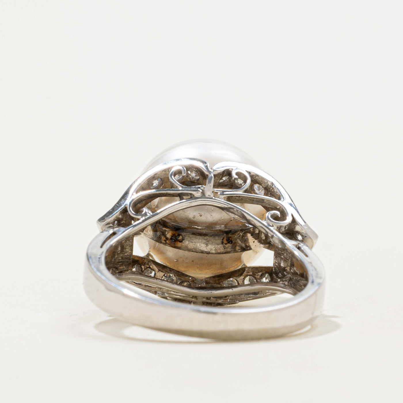 Bague cocktail en perles des mers du Sud et diamants | 0,44 ct | Taille 6