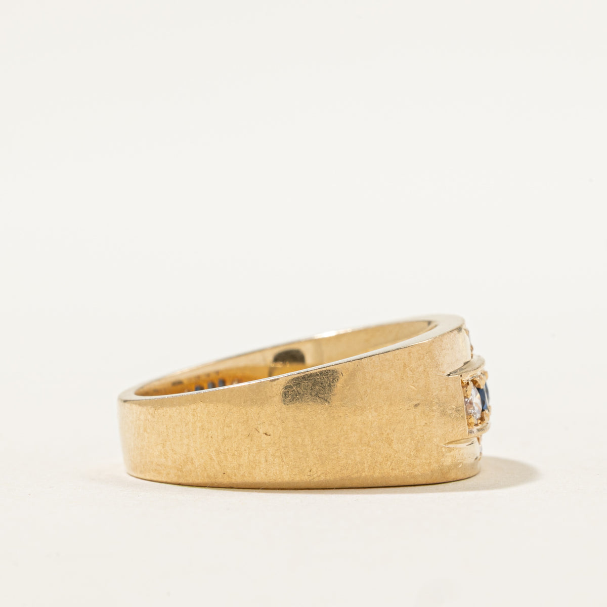 Bague en diamant et saphir | 0,23 ct, 0,20 ct | Taille 8 |