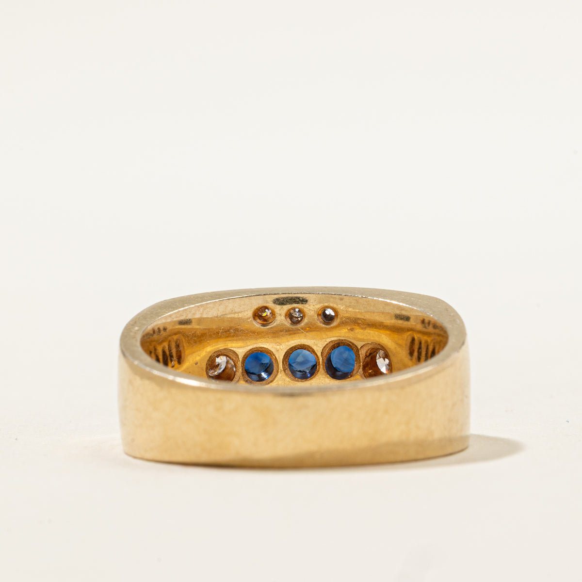 Bague en diamant et saphir | 0,23 ct, 0,20 ct | Taille 8 |
