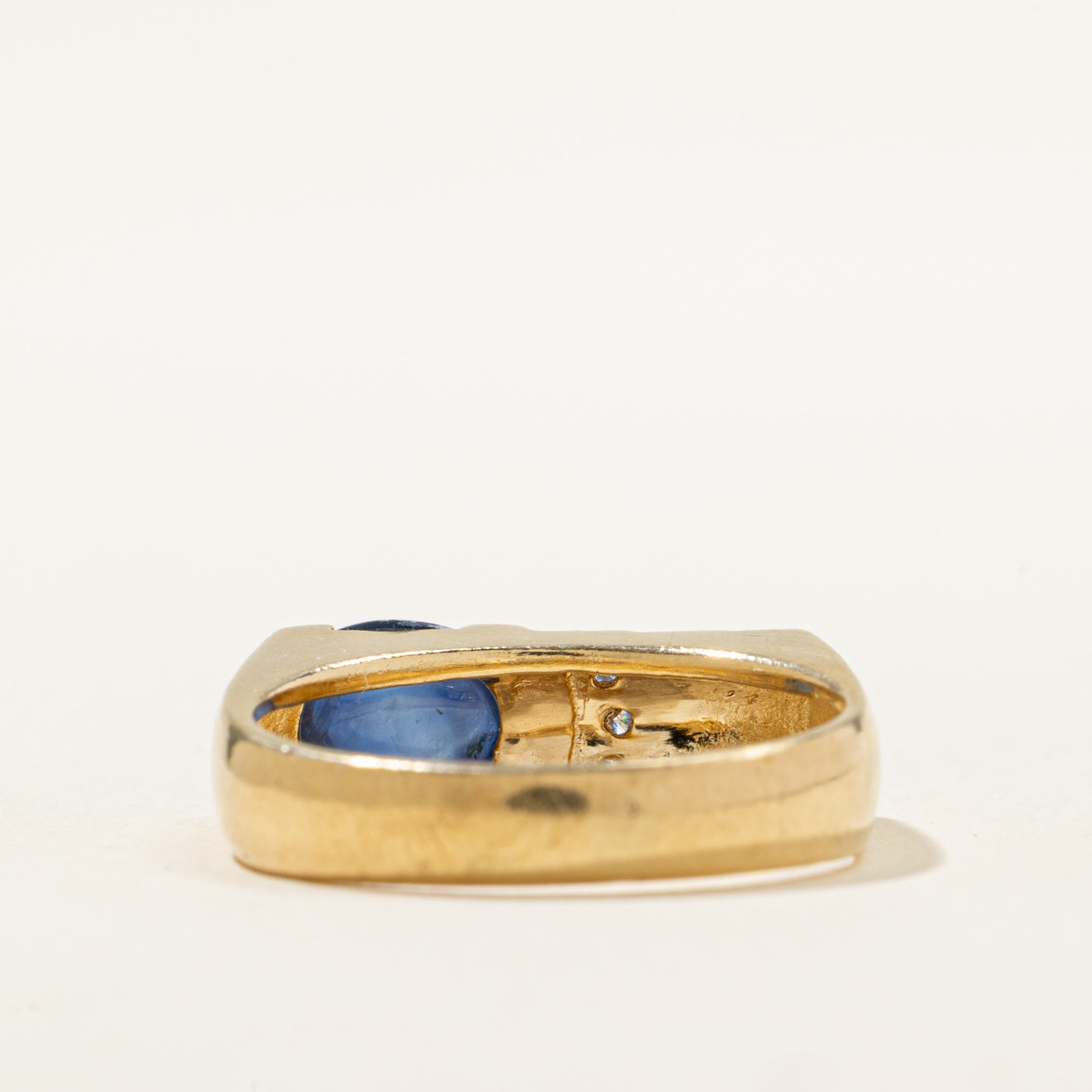 Bague saphir bleu et diamants | 1,80 ct, 0,03 ct au total | Taille 7,5 |