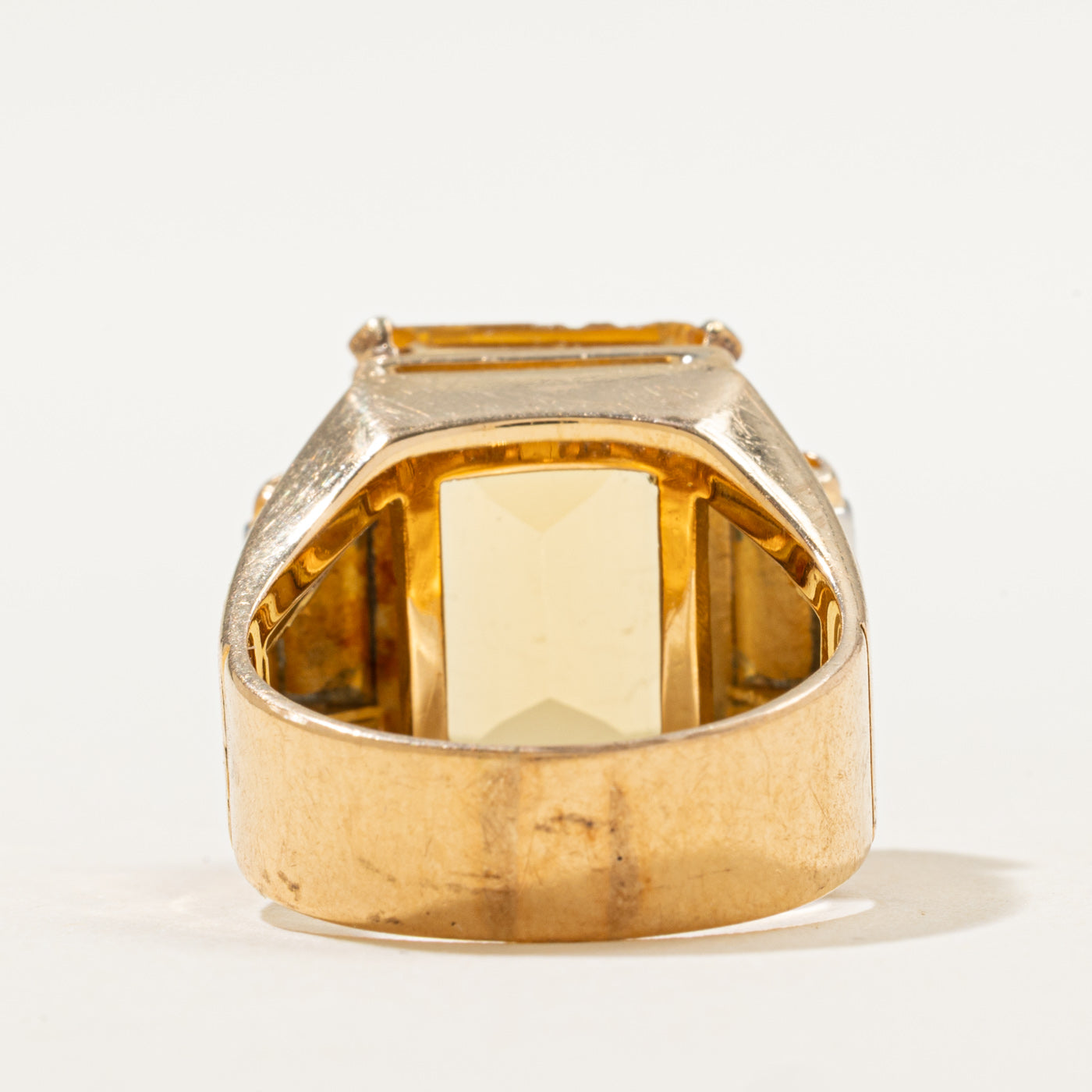 Bague cocktail en citrine et diamants des années 1950 | 0,05 ct au total, 10,00 ct | Taille 6,75 |