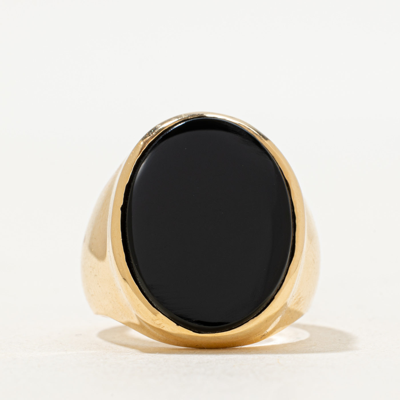 Onyx Signet Ring | SZ 7.25 |