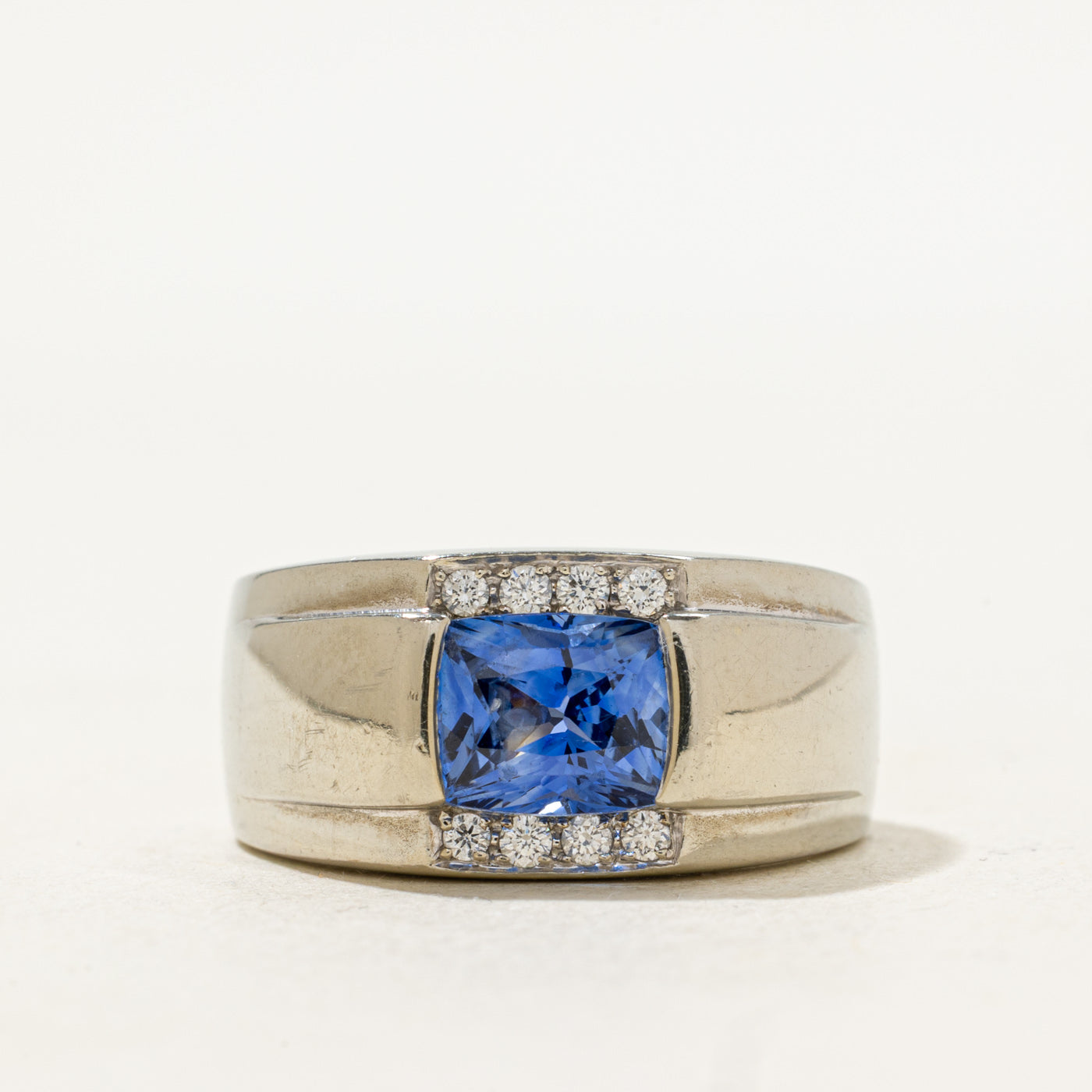 Sapphire & Diamond Ring | 2.88ct, 0.16ctw | SZ 8.25 |