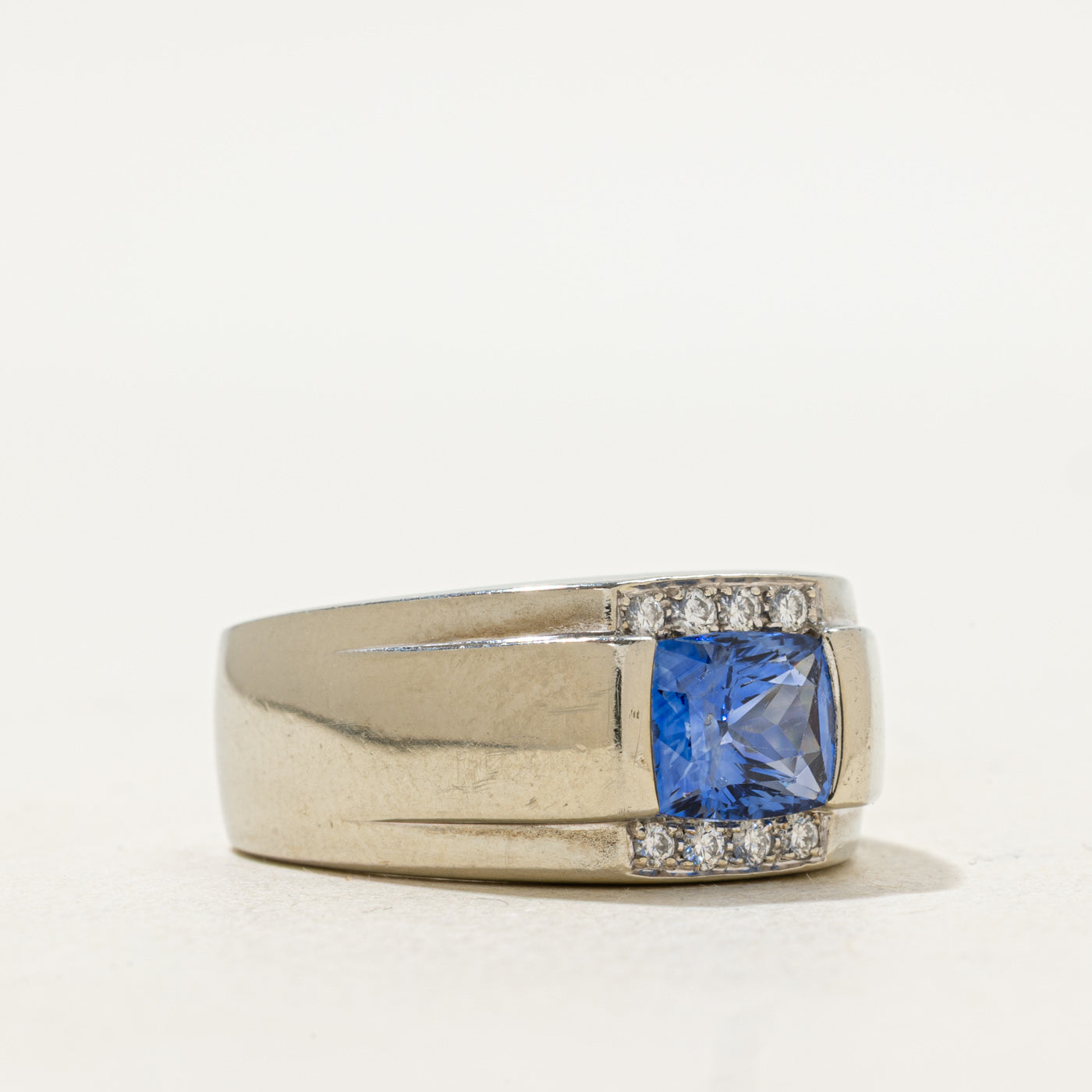 Sapphire & Diamond Ring | 2.88ct, 0.16ctw | SZ 8.25 |