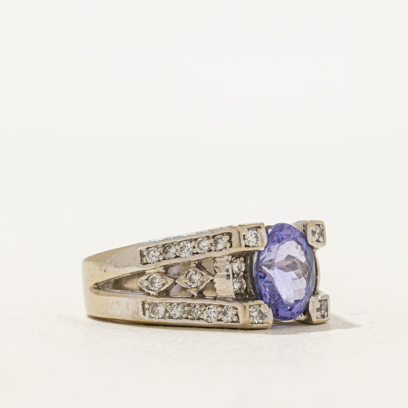 Tanzanite & Diamond Split Shank Ring | 1.80ct | 0.60ctw | SZ 6 |
