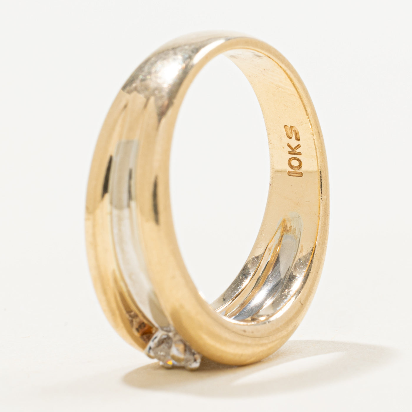 Two Tone Gold Diamond Ring | 0.08ct | SZ 8 |