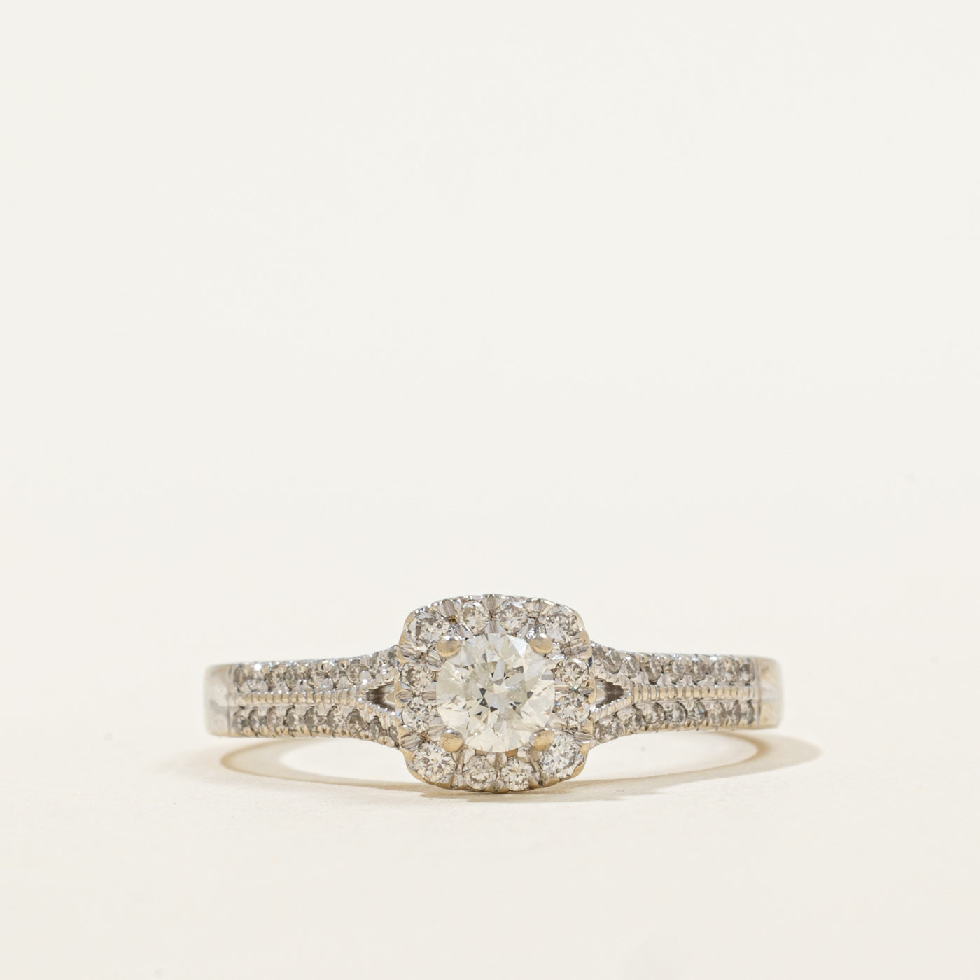Bague Halo Diamant 14 carats | 0,46 ct | Taille 7,25 |