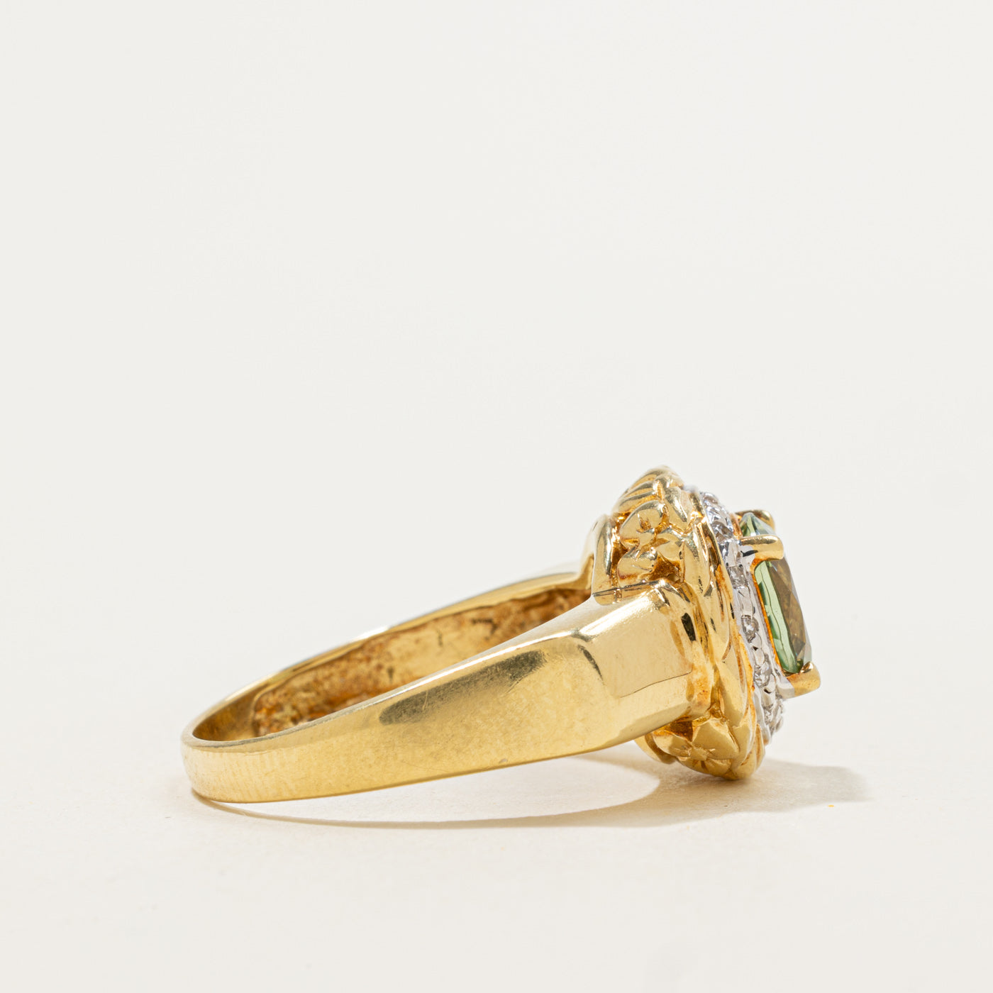Bague cocktail en or 18 carats sertie de diamants et de spodumène | 0,1 ct au total, 2 ct | Taille 8,5 |