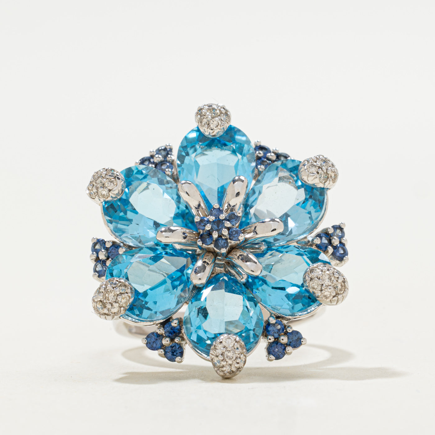 18K White Gold Blue Topaz, Sapphire, and Diamond Ring | 18.48 ctw, 0.42 ctw, 0.65 ctw | SZ 9 |