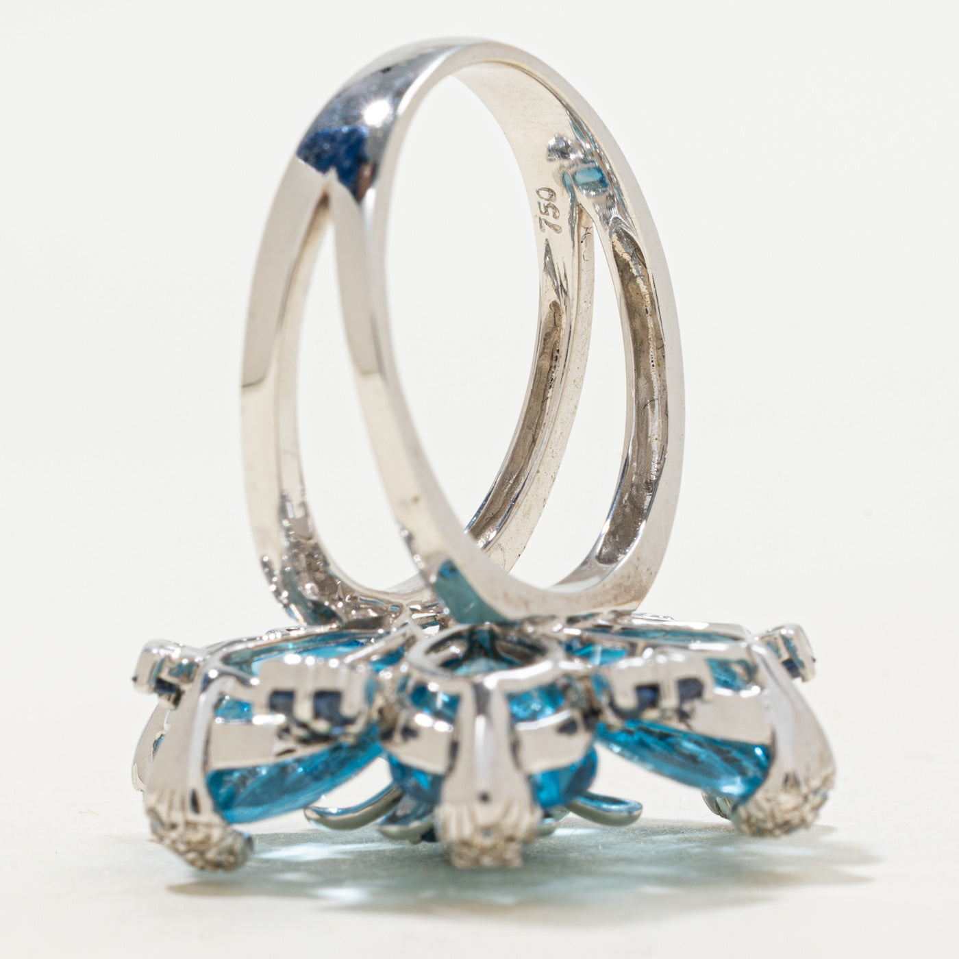 18K White Gold Blue Topaz, Sapphire, and Diamond Ring | 18.48 ctw, 0.42 ctw, 0.65 ctw | SZ 9 |
