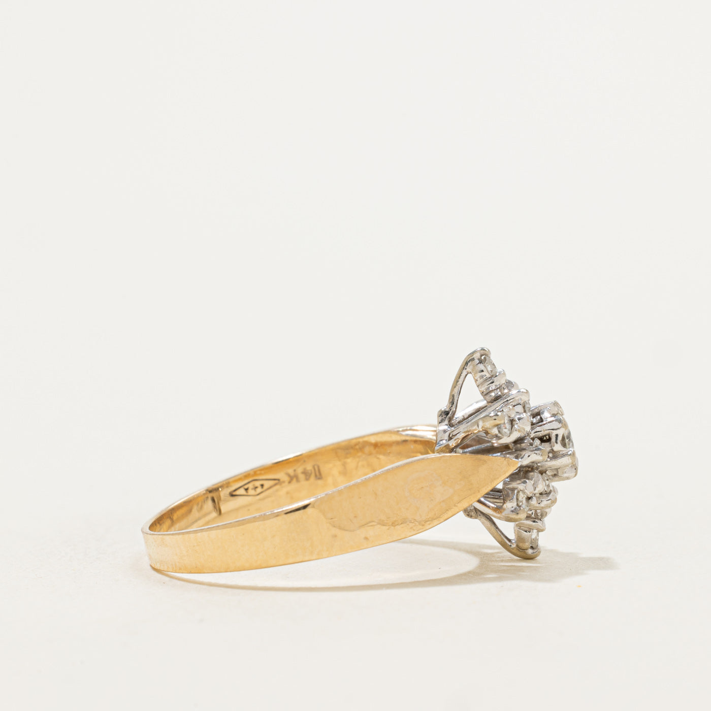 Starburst Diamond Cathedral Ring | 0.27ctw | SZ 5.5 |