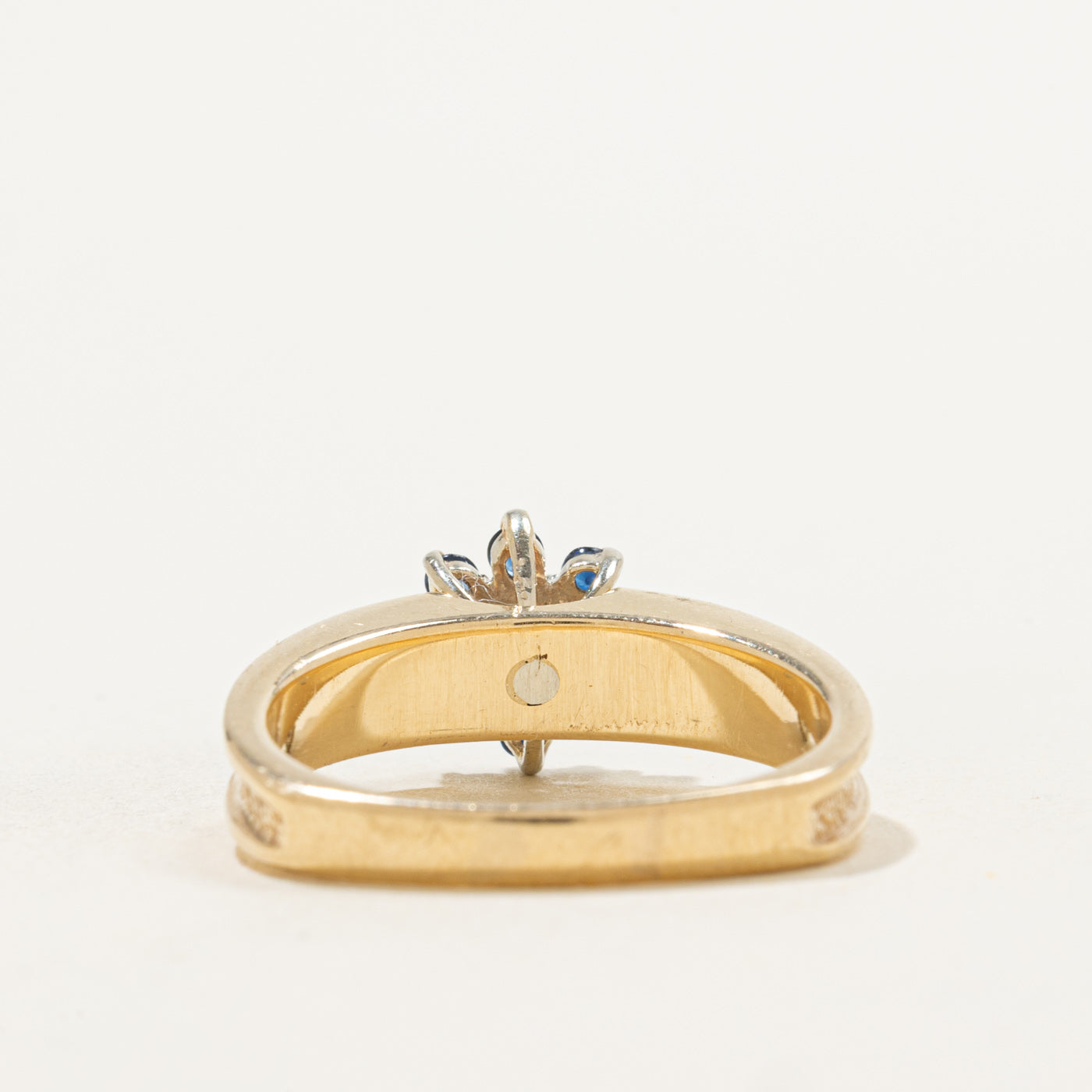 Diamond & Sapphire Flower Ring | 0.11ct, 0.50ctw | SZ 8 |