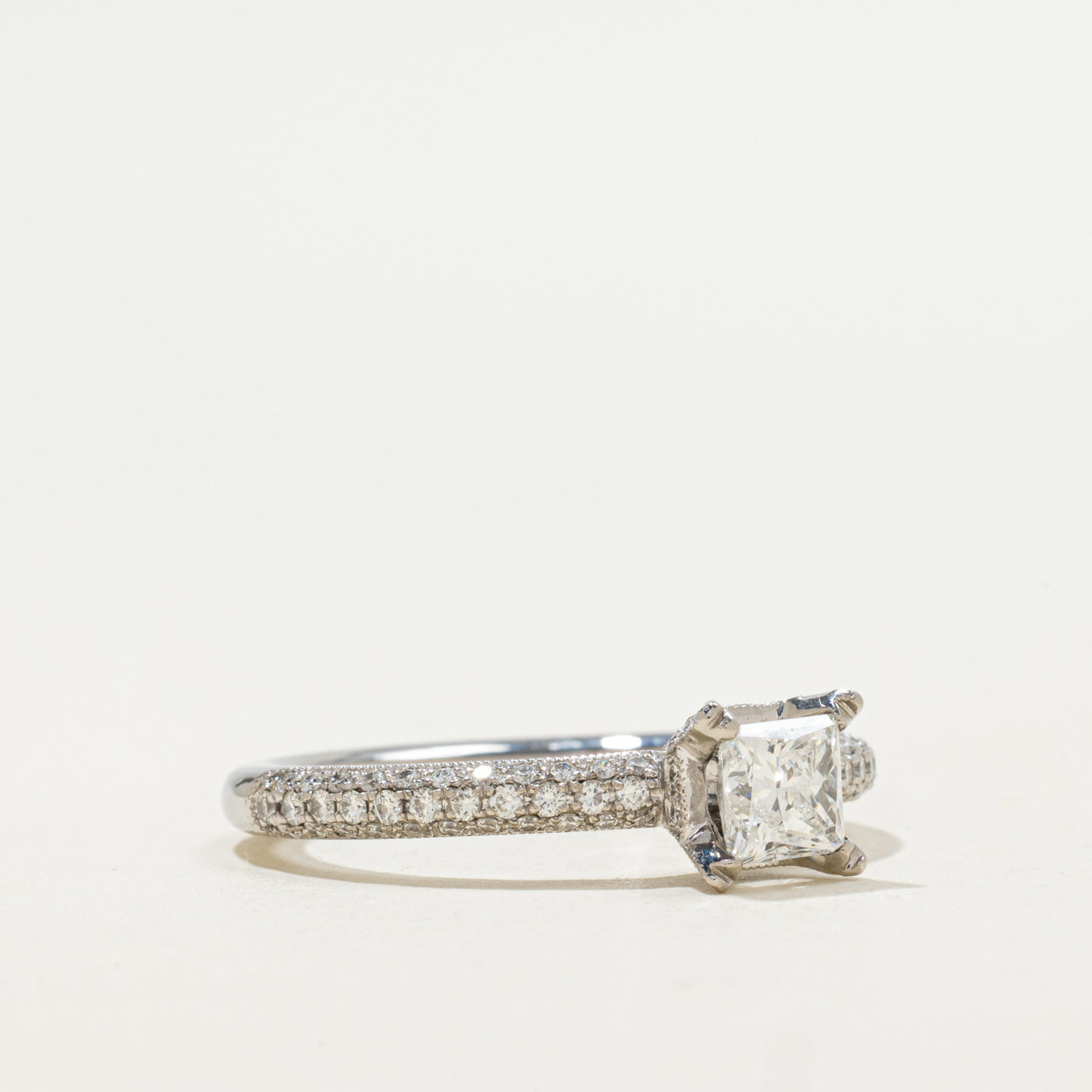 Bague de fiançailles pavée de diamants taille princesse | 1,36 ct | Taille 9,25 |