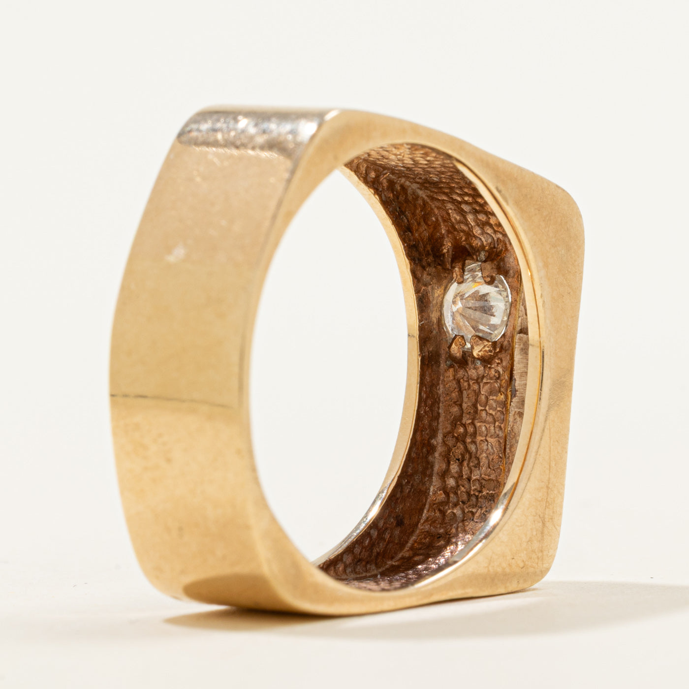 Flush Set Solitaire Diamond Bar Ring | 0.22ct | SZ 11.75 |