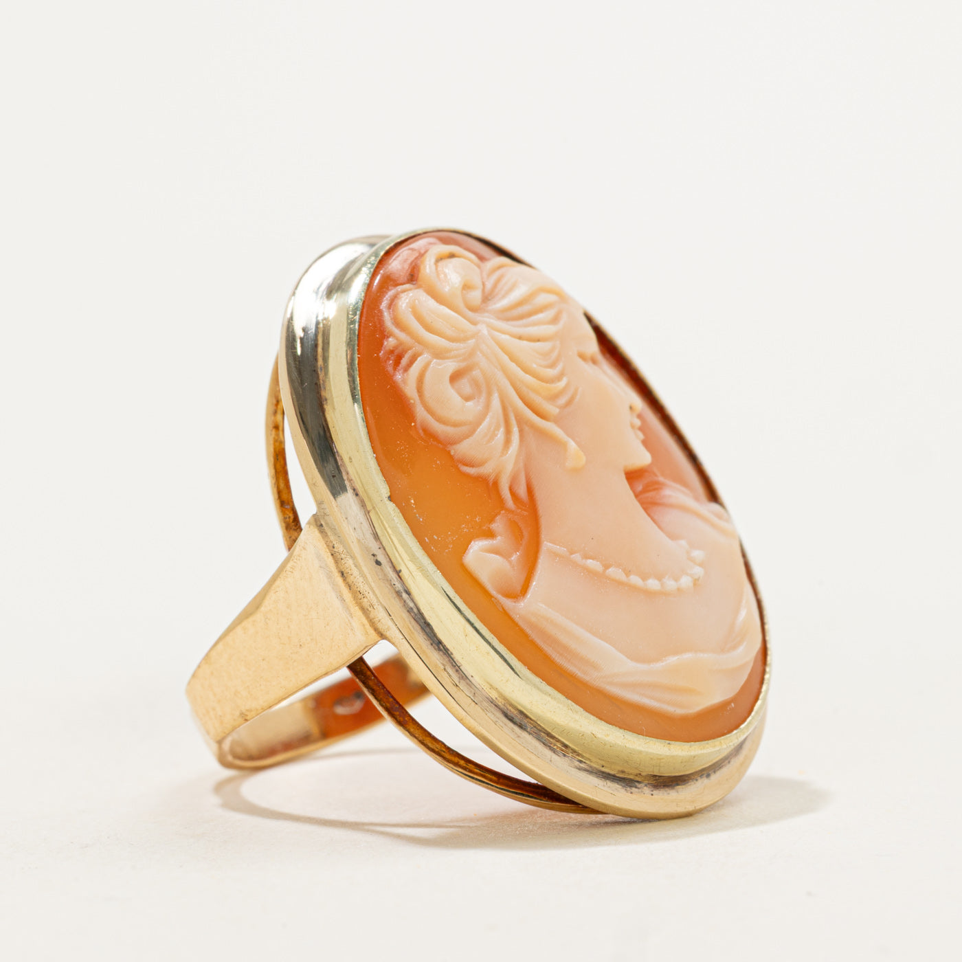 Sea Shell Cameo Cocktail Ring | 9.45ct | SZ 6.5 |