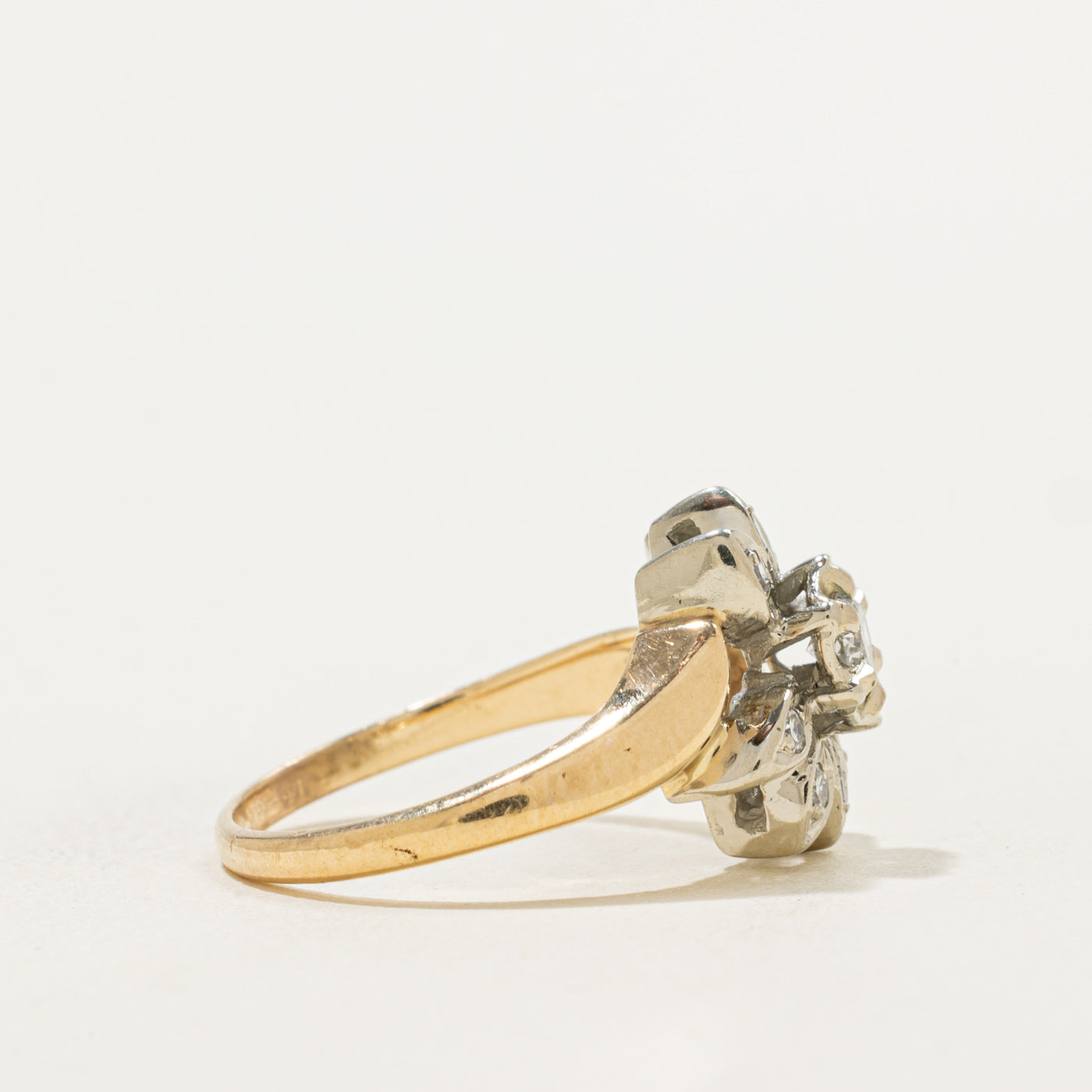 Diamond Flower Ring | 0.36ctw | SZ 6.75 |