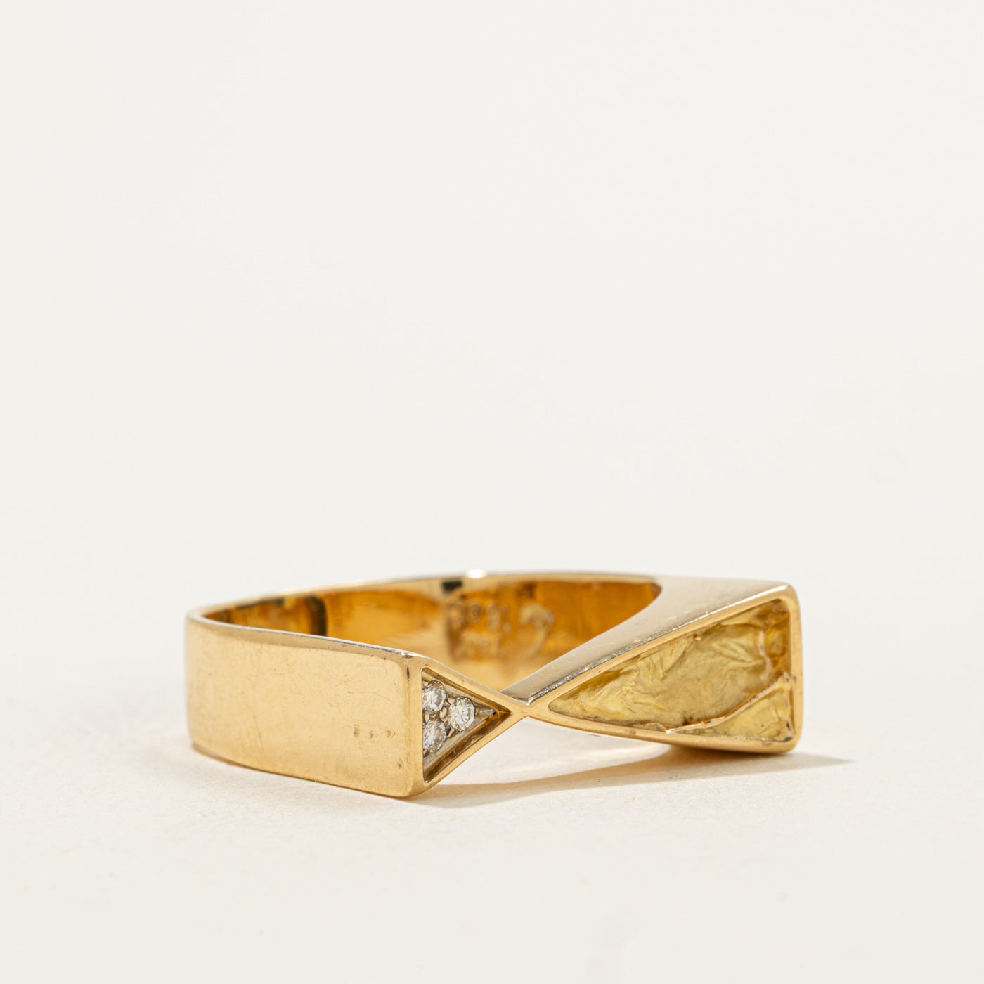 Unique Zig Zag Diamond Ring | 0.03ctw | SZ 9.25 |