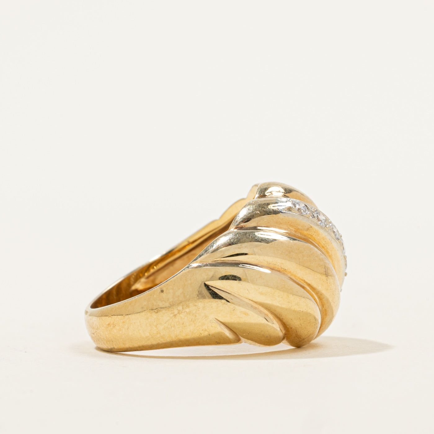 Bague croissant en diamant | 0,14 ct | Taille 6,25 |