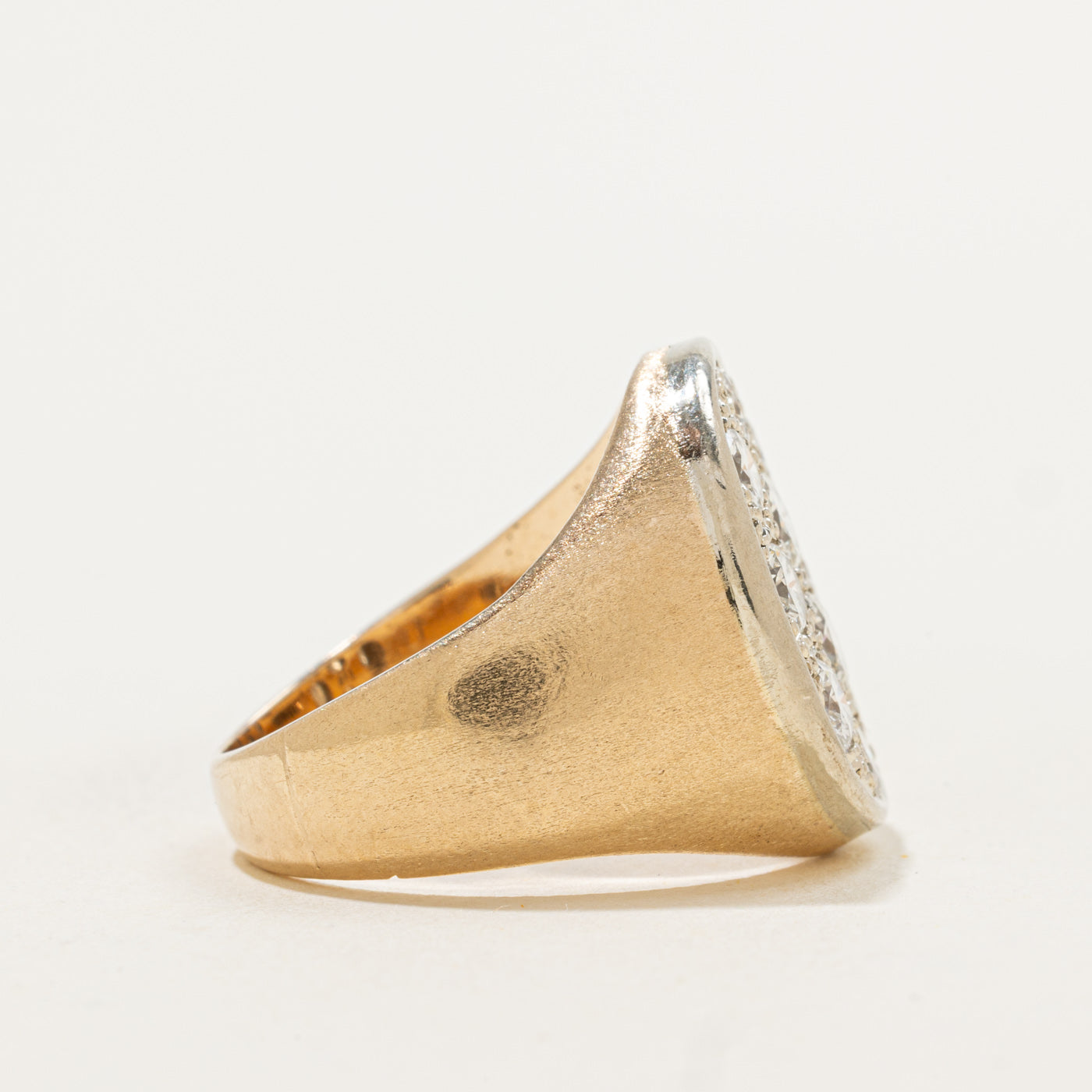 Sunken Diamond Oval Ring | 2.10ctw | SZ 8.75 |