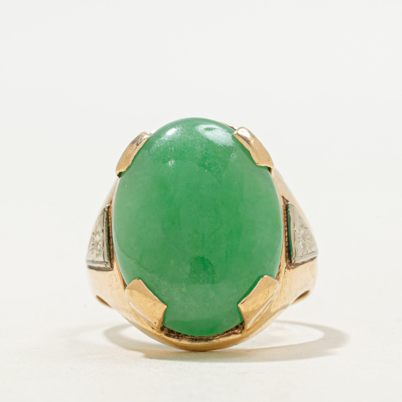 Jadeite Cocktail Ring | 18.50ct | SZ 10 |