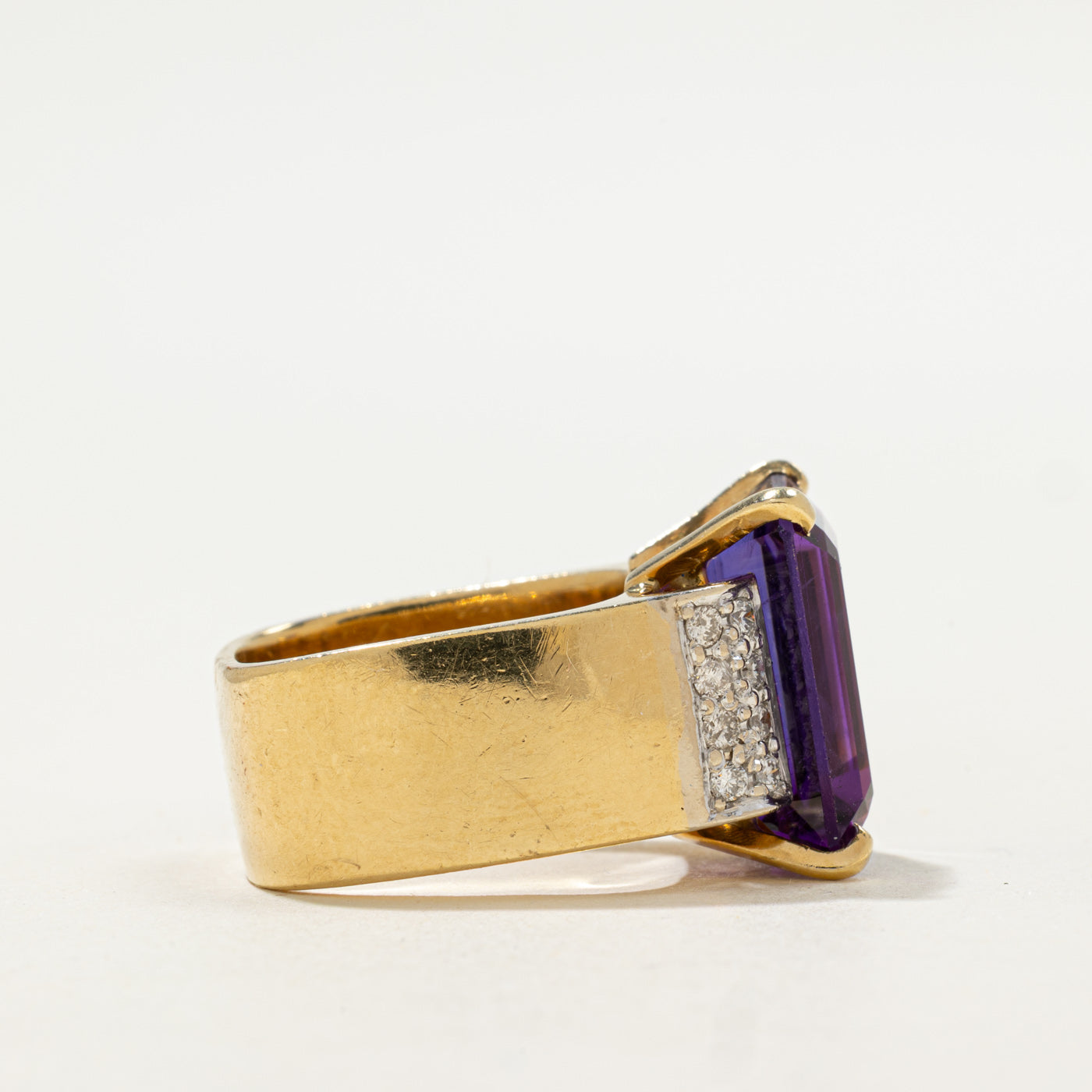 Bague cocktail améthyste et diamants | 9,75 ct, 0,16 ct au total | Taille 7 |