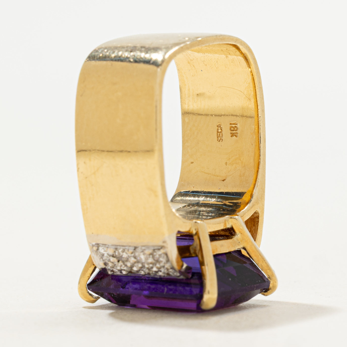 Bague cocktail améthyste et diamants | 9,75 ct, 0,16 ct au total | Taille 7 |