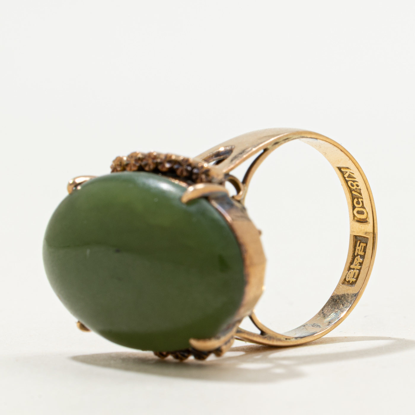 Bague cocktail en jade néphrite | 11,15 ct | Taille 6,5 |