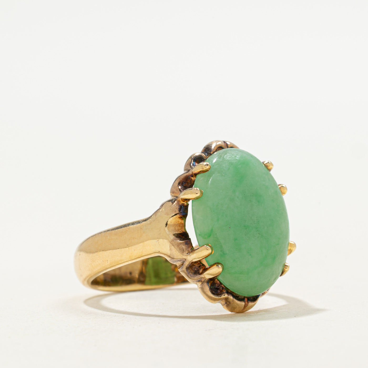 Italian Jadeite Cocktail Ring | 6.50ct | SZ 10.5 |