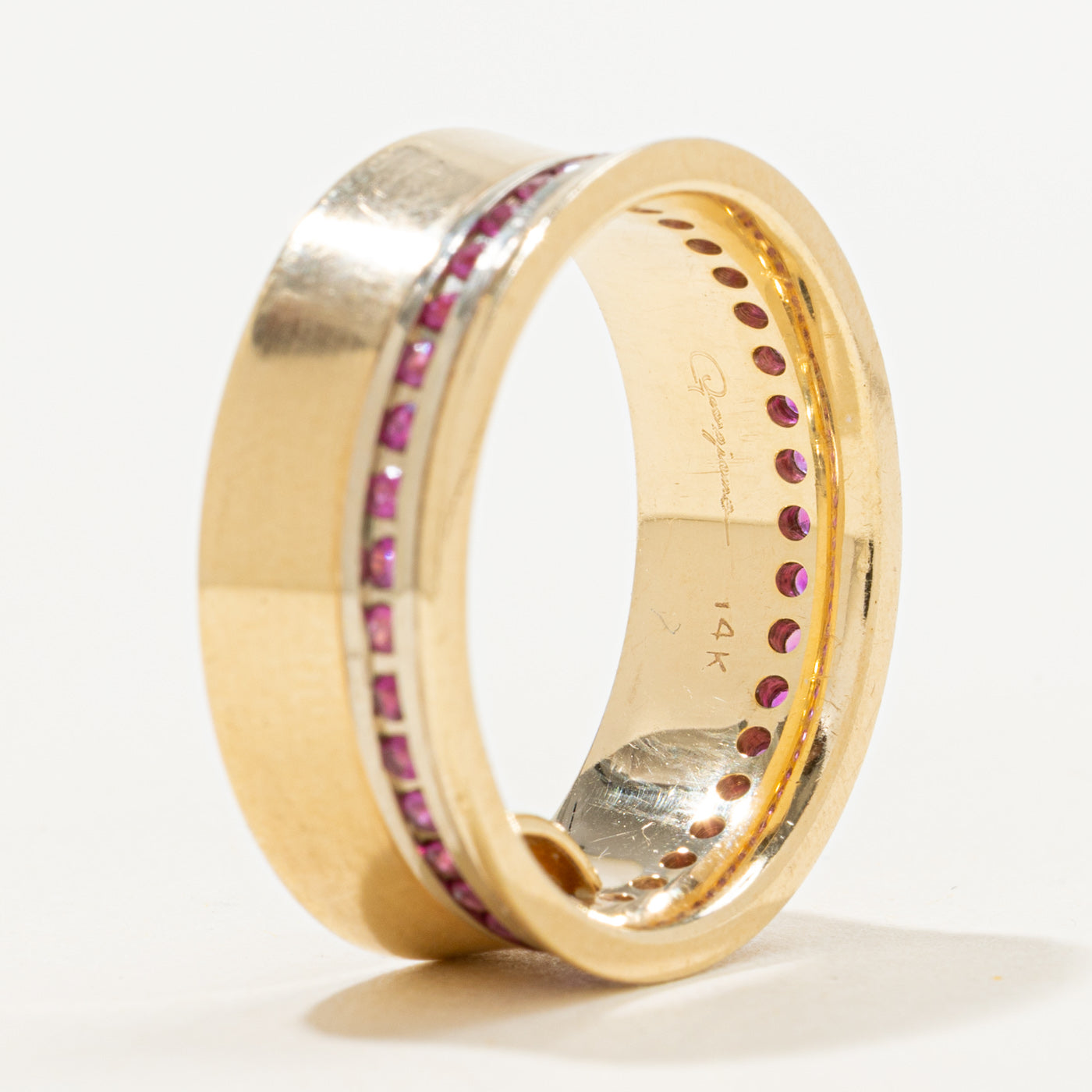 Alliance en saphir synthétique | 0,25 ct | Taille 8,75 |