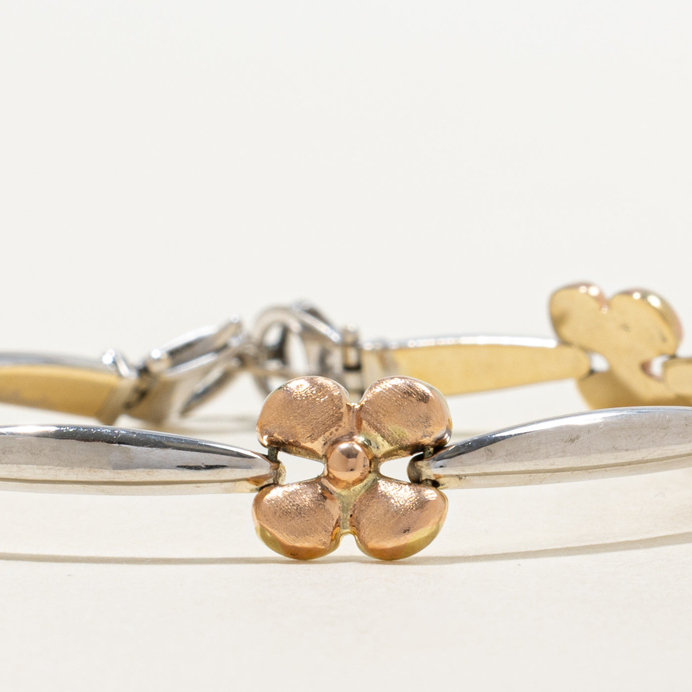 Tri Tone Gold Floral Bracelet | 7" |