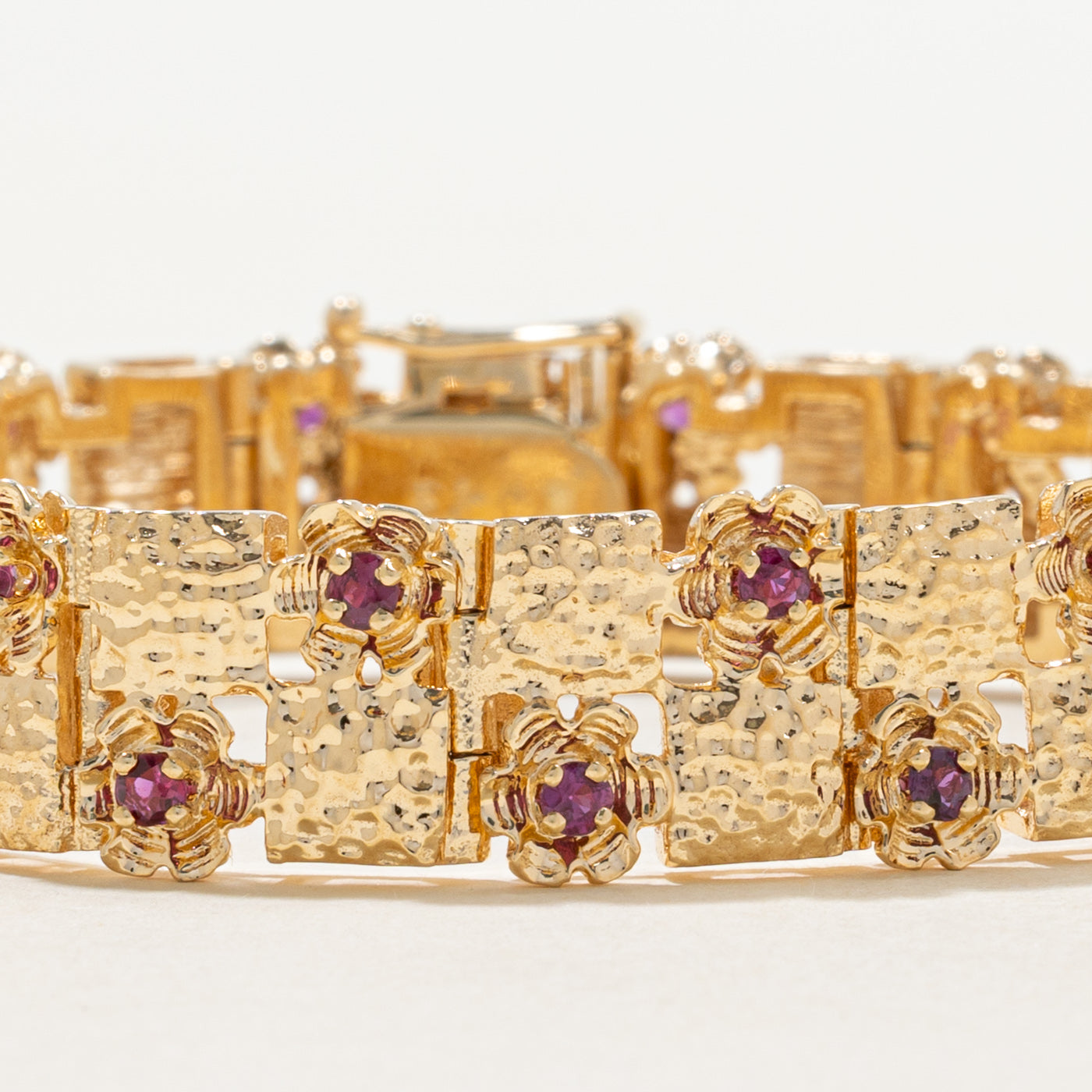 Austrian Crystal Floral Textured Link Bracelet | 0.09ctw | 7.5" |