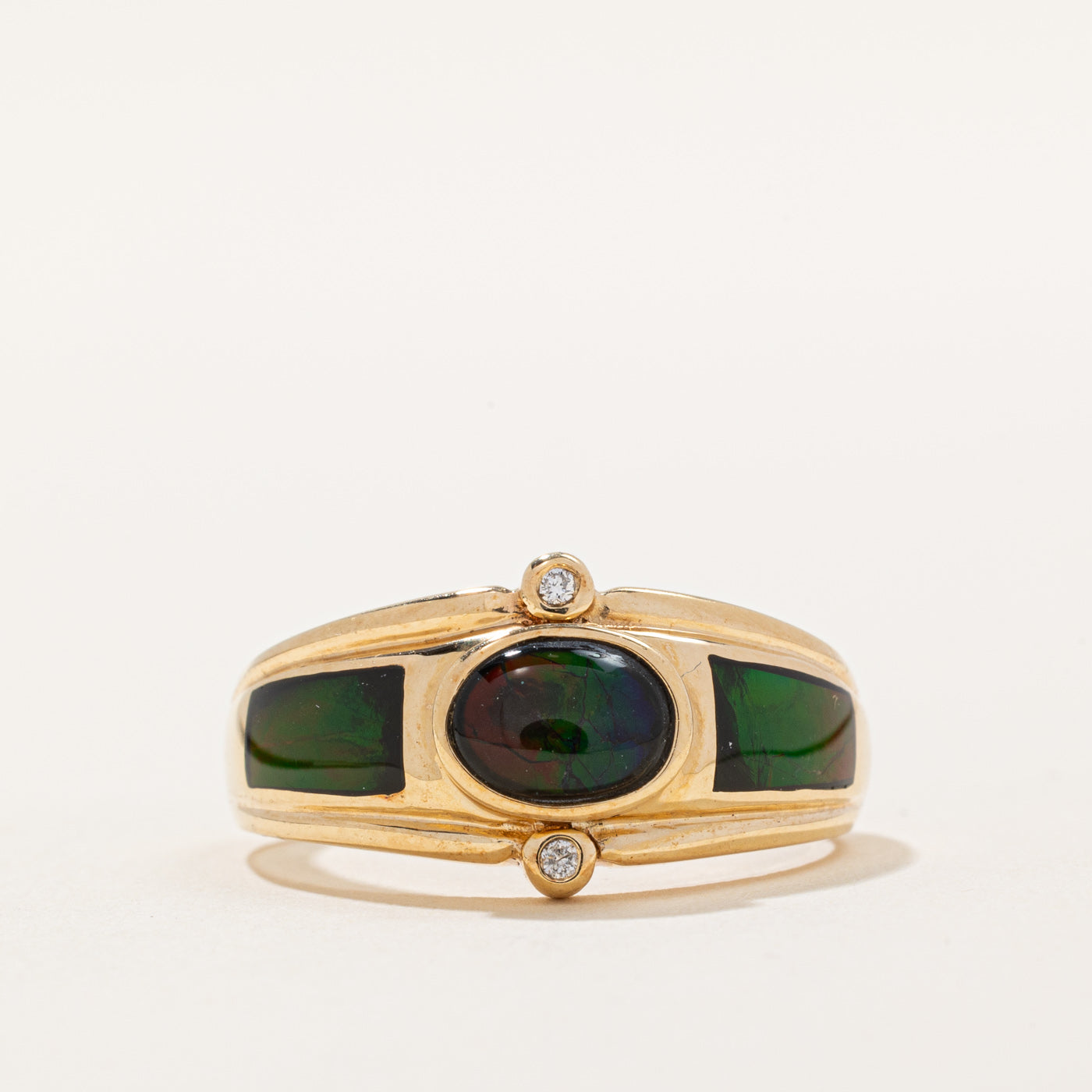 Bague cocktail en ammolite et diamants | 1,95 ct, 0,02 ct | Taille 8,75 |