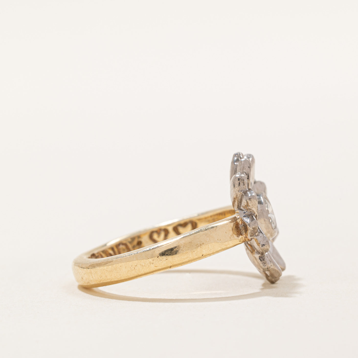 Diamond Flower Ring | 0.18ct | SZ 6.25 |