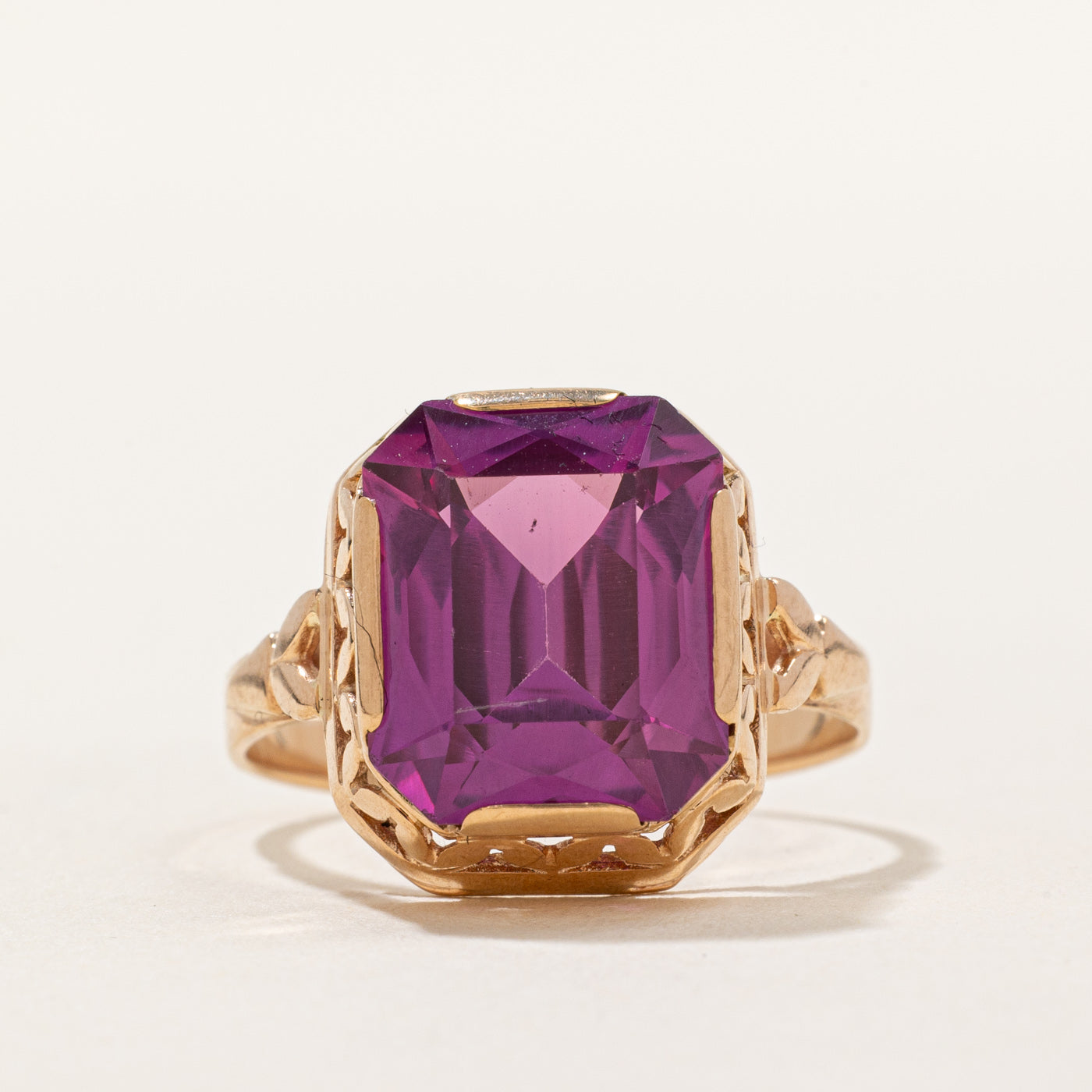 Synthetic Purple Sapphire Cocktail Ring | 7.55ct | SZ 7.5 |