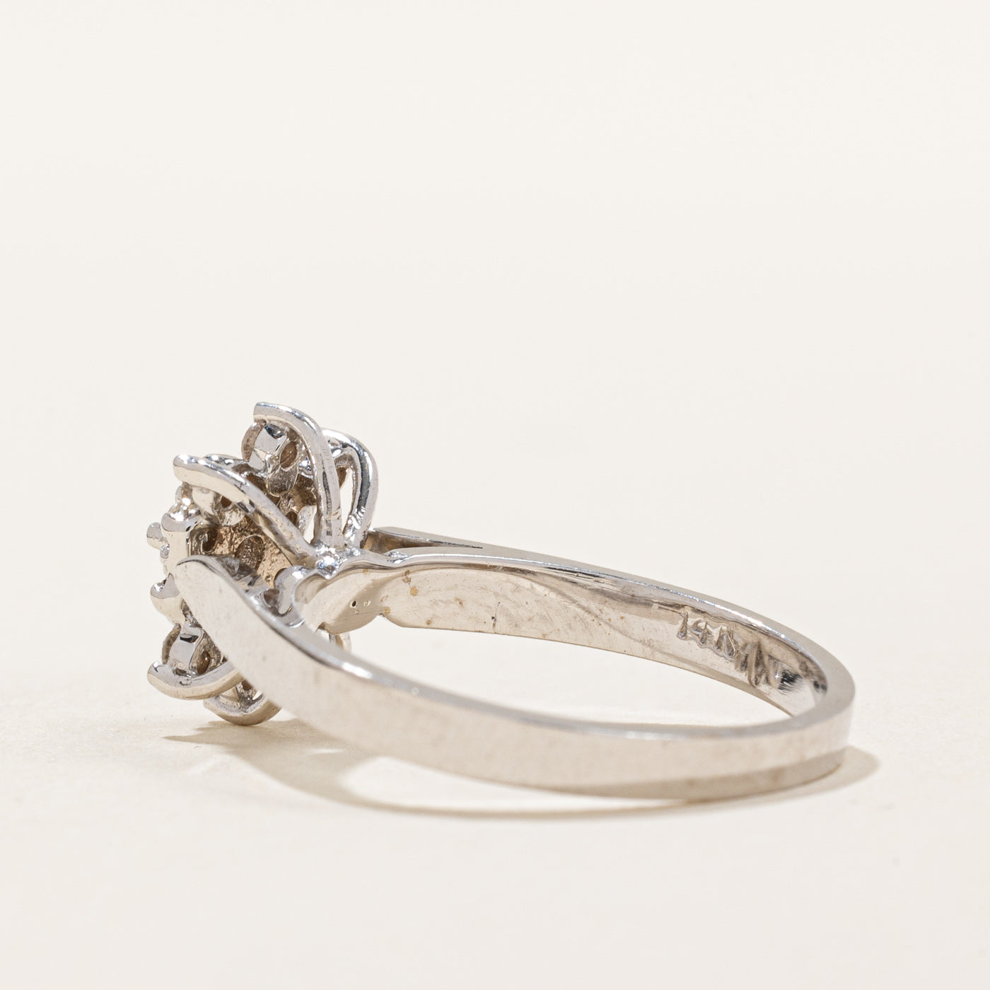 Diamond Cocktail Ring | 0.25ctw | SZ 6.25 |