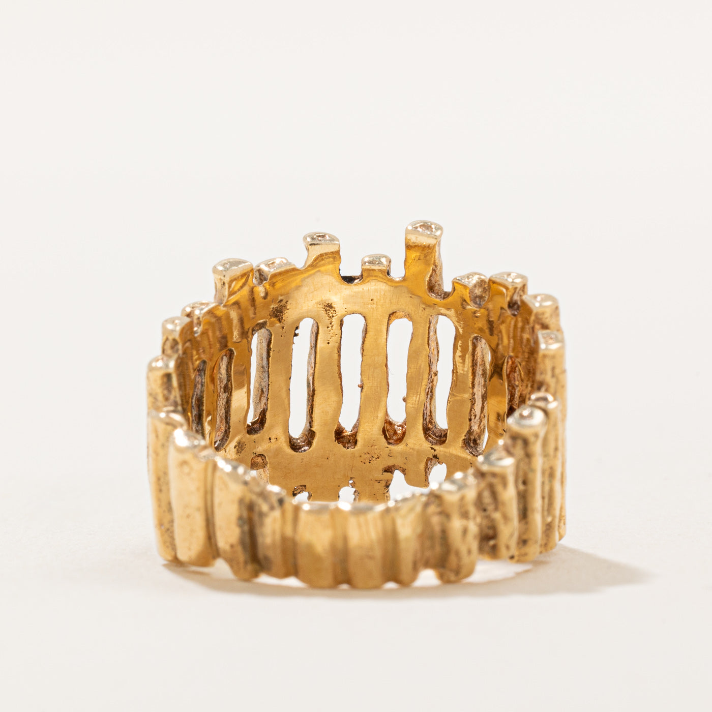 14k Yellow Gold Textured Ring | SZ 7 |